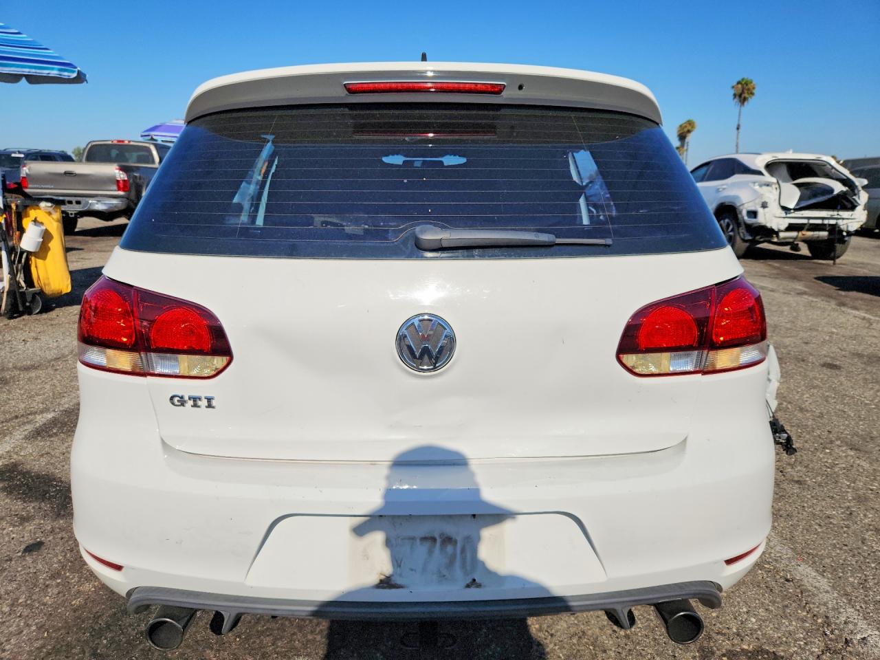2012 Volkswagen Gti White vin: WVWGD7AJ9CW015195