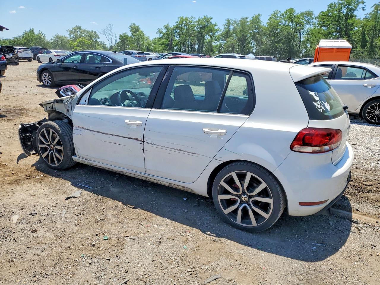 2013 Volkswagen Gti Белый vin: WVWGD7AJ9DW006966