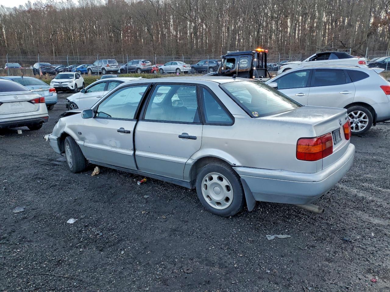 1997 Volkswagen Passat Tdi Silver vin: WVWGG83A8VB008291