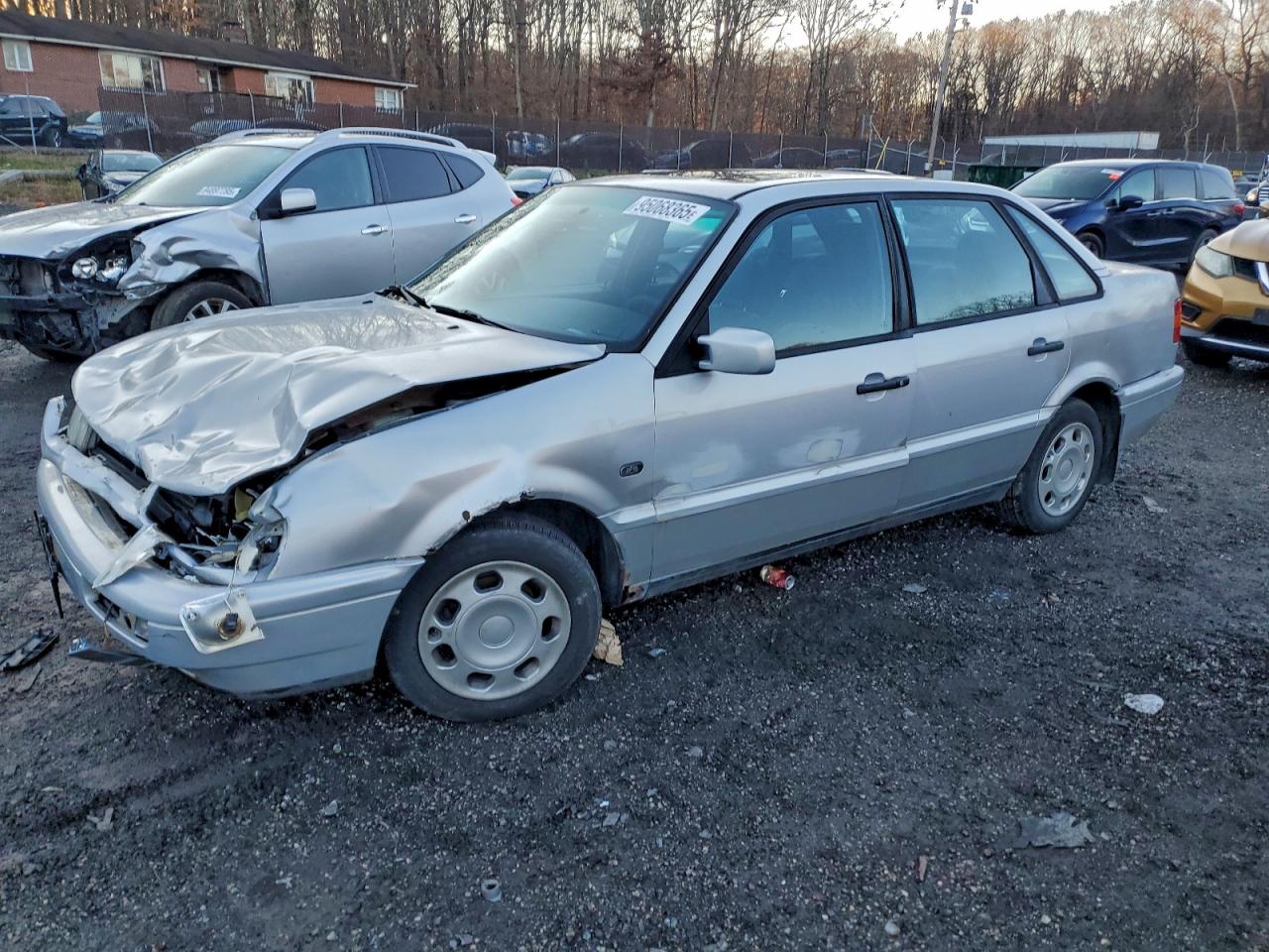 1997 Volkswagen Passat Tdi Silver vin: WVWGG83A8VB008291