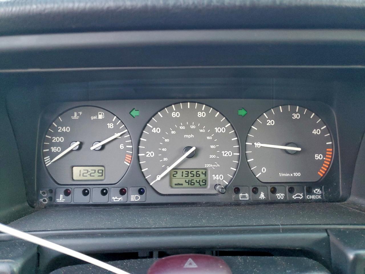 1997 Volkswagen Passat Tdi Silver vin: WVWGG83A8VB008291