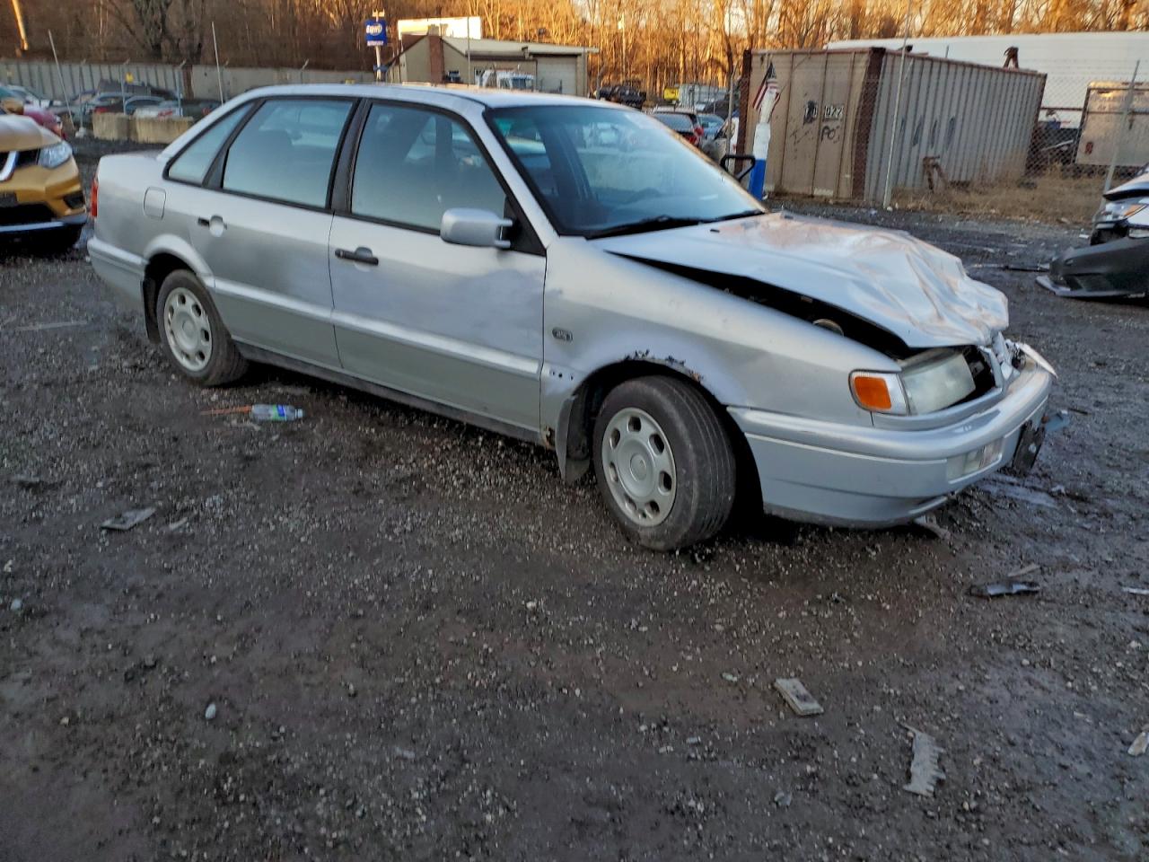 1997 Volkswagen Passat Tdi Silver vin: WVWGG83A8VB008291