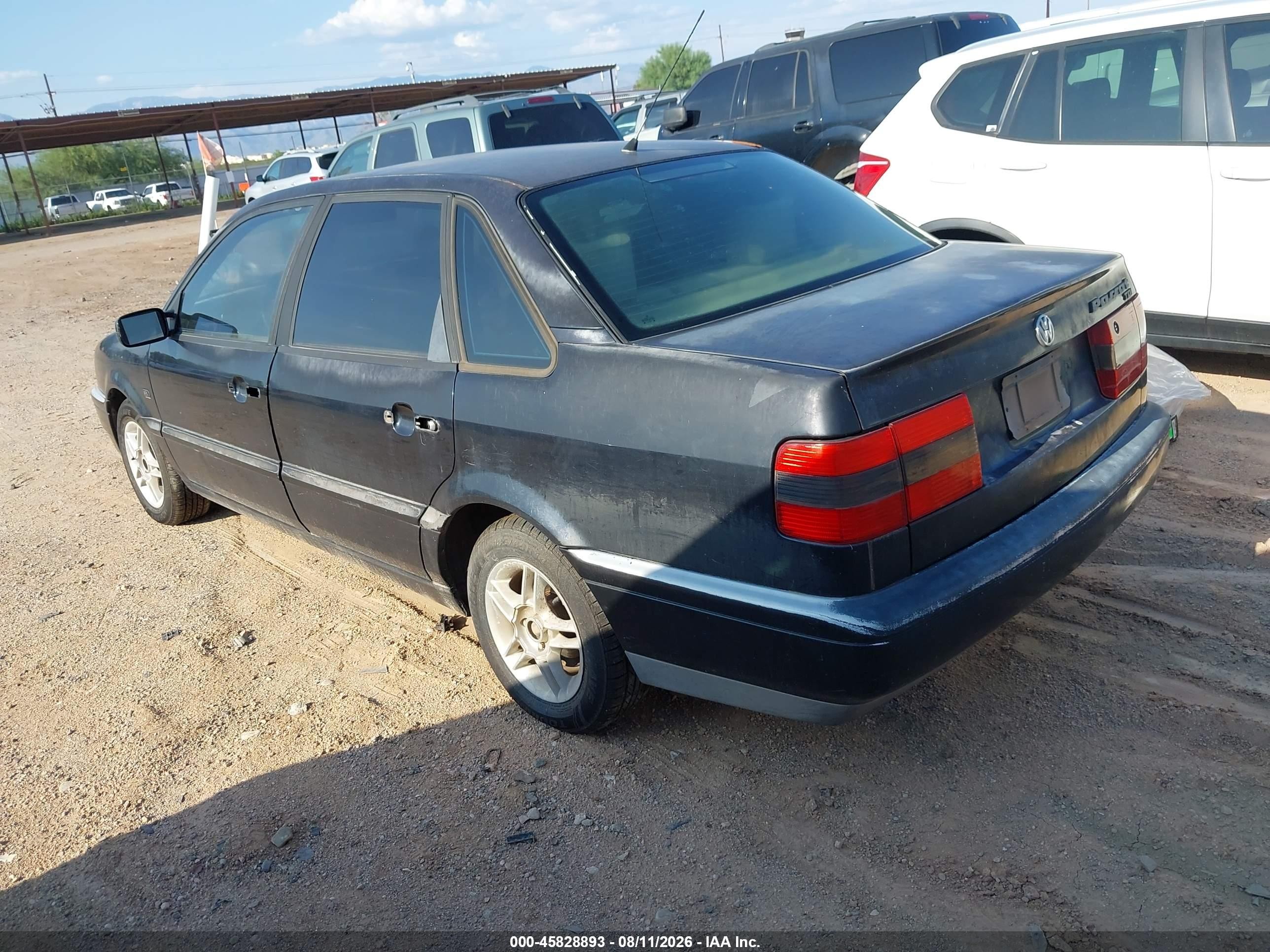 1997 Volkswagen Passat Tdi Black vin: WVWGG83AXVB007644