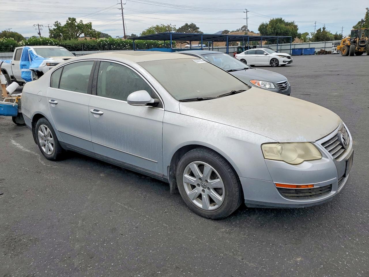 2007 Volkswagen Passat 2.0t Silver vin: WVWGK93C47P018084