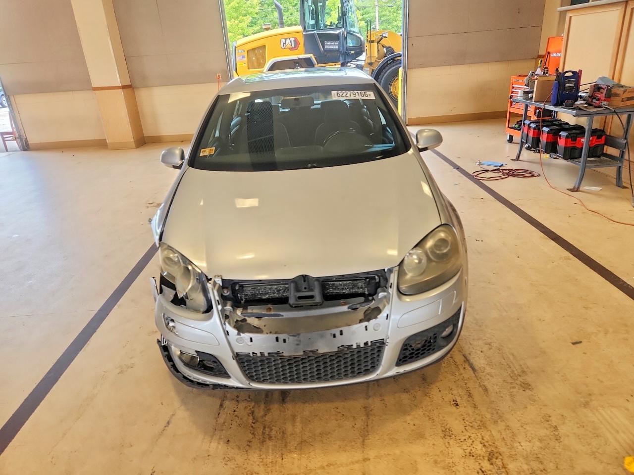 2007 Volkswagen New Gti Silver vin: WVWGV71K77W041659