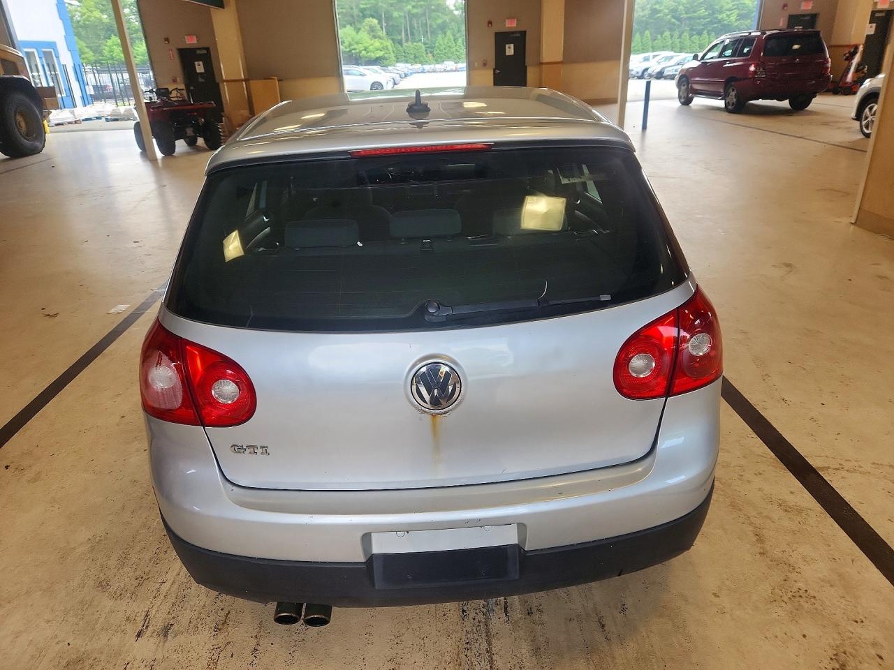 2007 Volkswagen New Gti Silver vin: WVWGV71K77W041659