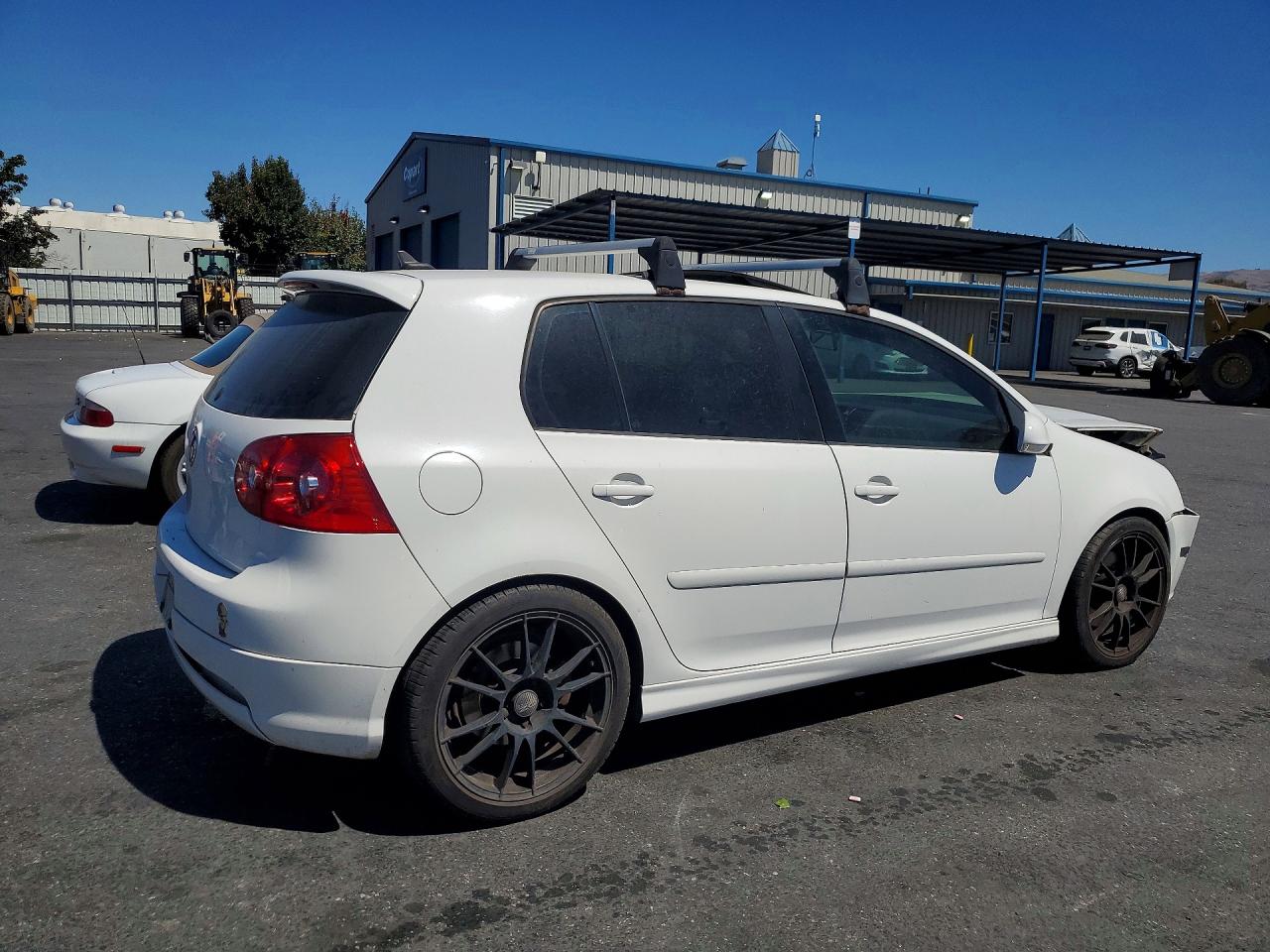 2007 Volkswagen New Gti White vin: WVWGV71KX7W130996