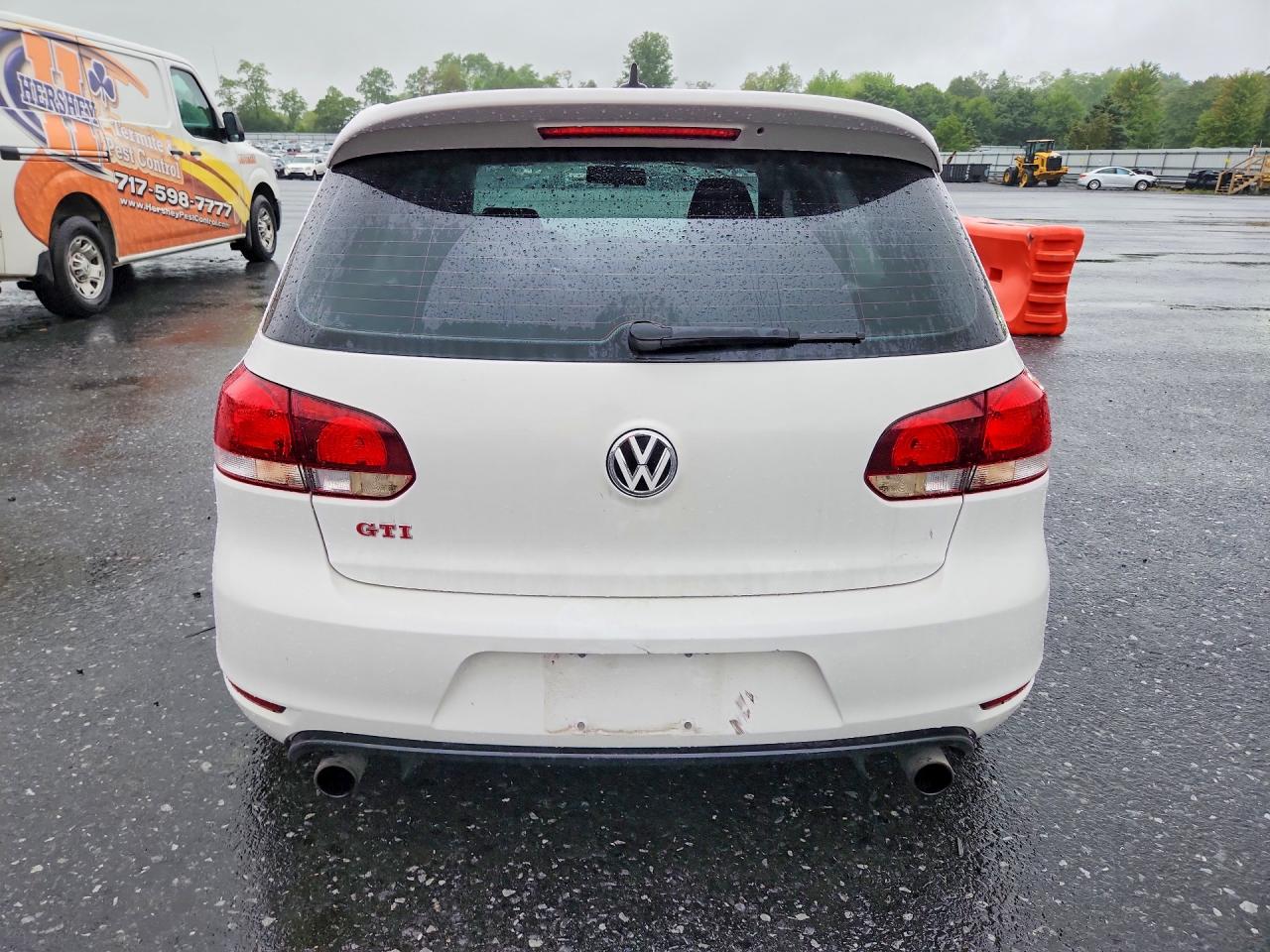2011 Volkswagen Gti White vin: WVWGV7AJ1BW251335