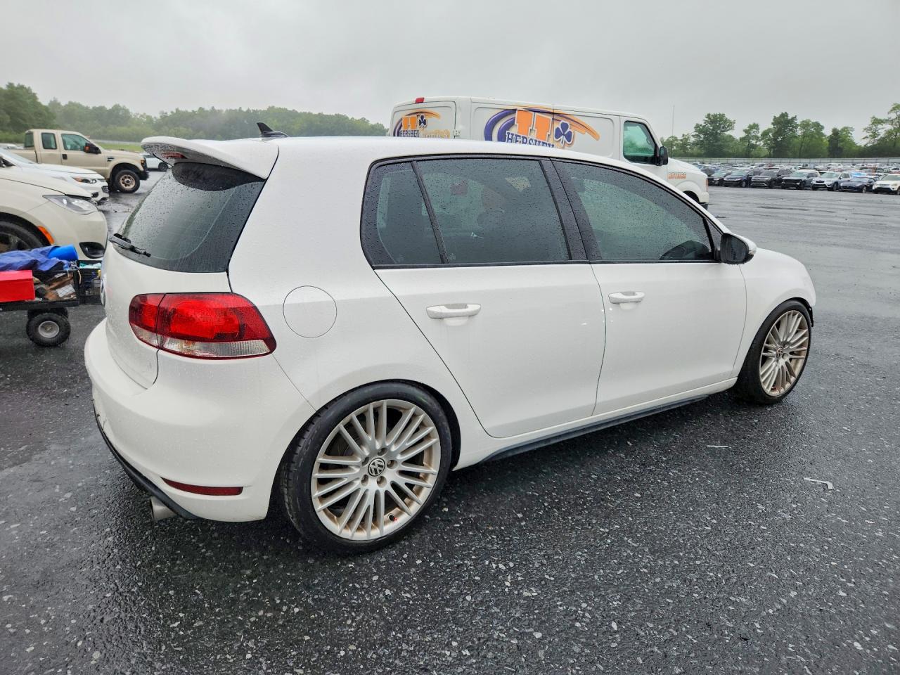 2011 Volkswagen Gti White vin: WVWGV7AJ1BW251335