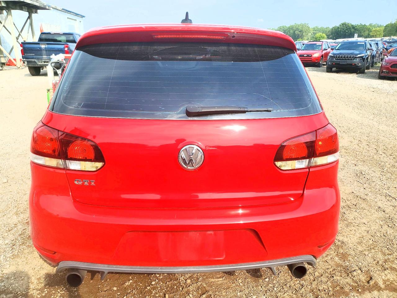 2011 Volkswagen Gti Red vin: WVWGV7AJ2BW119751