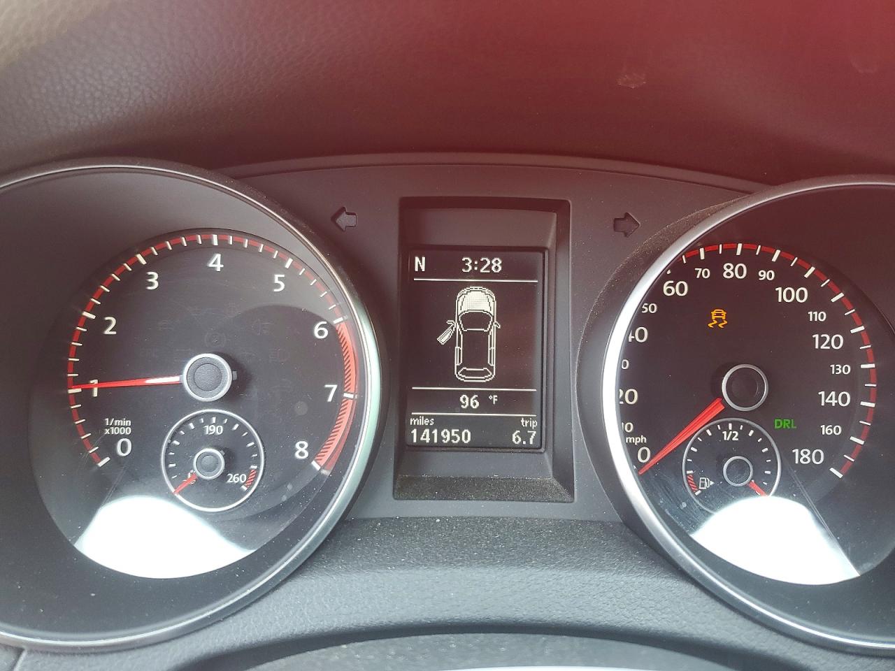 2011 Volkswagen Gti Red vin: WVWGV7AJ2BW119751