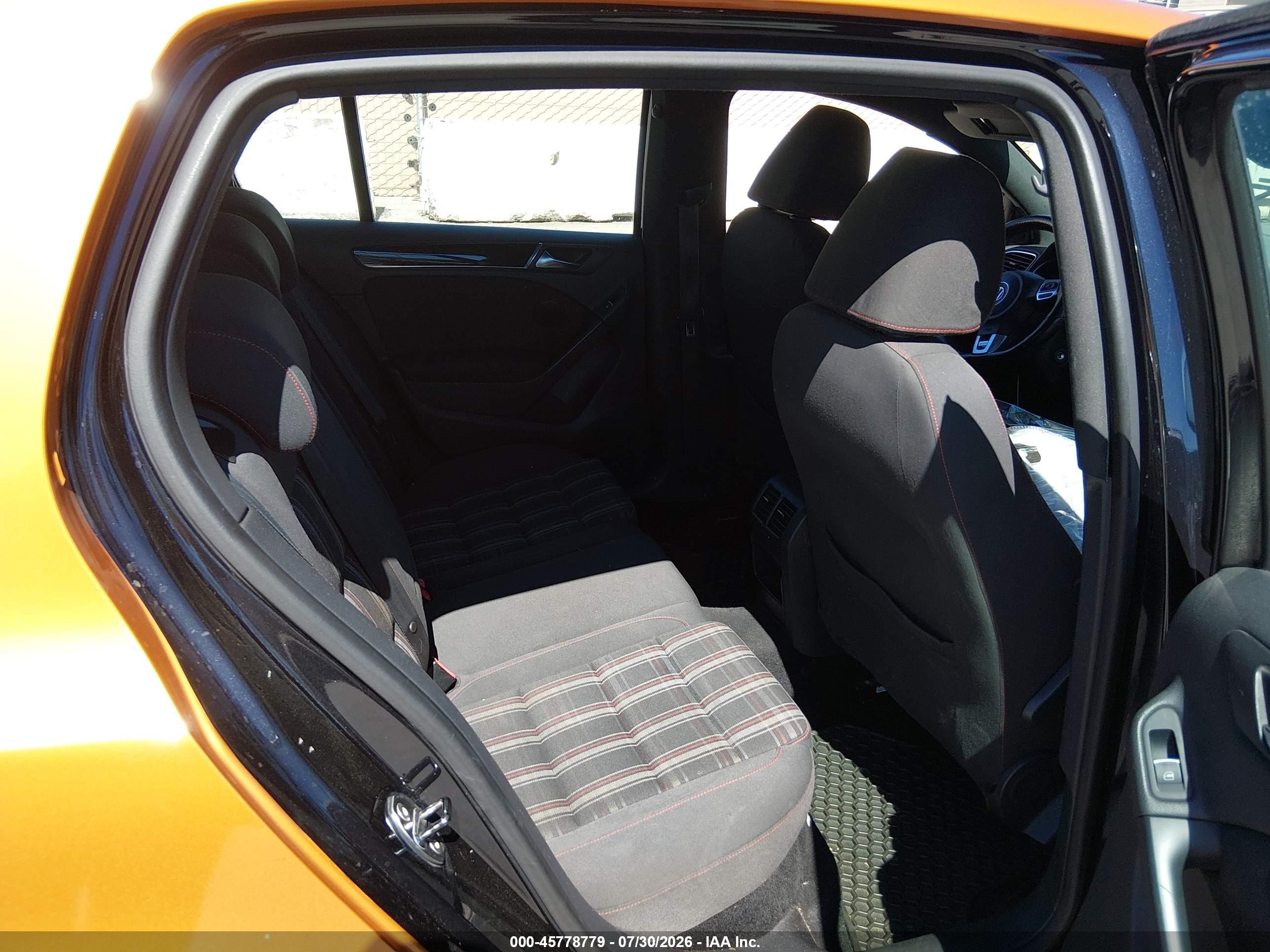 2010 Volkswagen Gti 4-door Оранжевый vin: WVWGV7AJ7AW313724