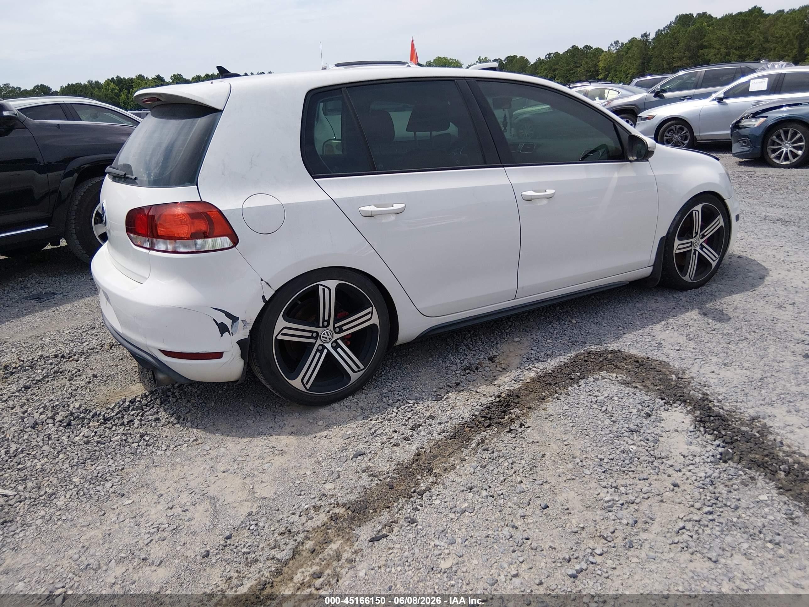 2011 Volkswagen Gti 4-door White vin: WVWGV7AJ8BW115459