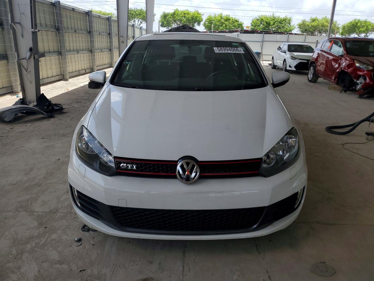 2011 Volkswagen Gti White vin: WVWGV7AJ9BW050136