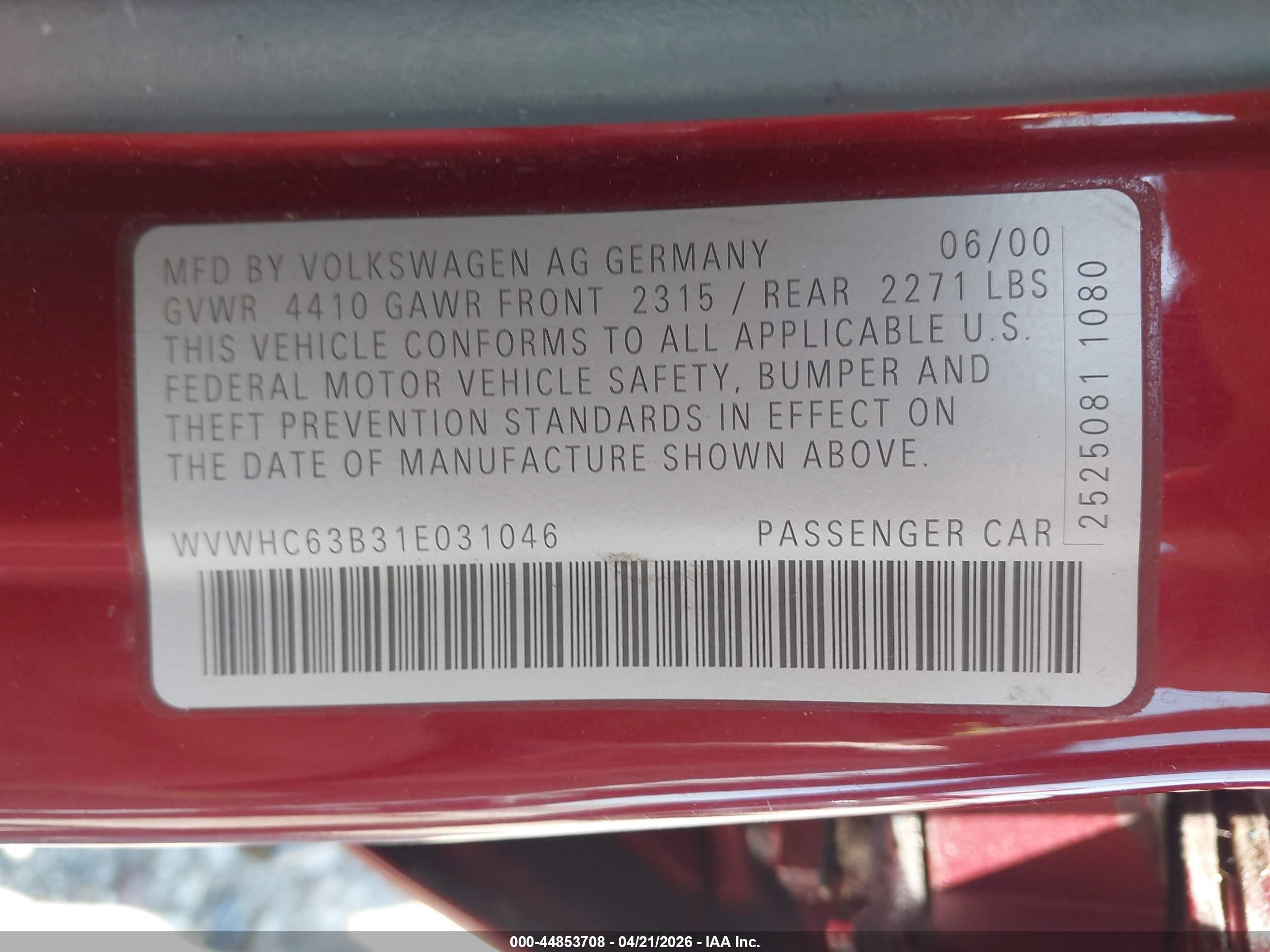 2001 Volkswagen Passat Gls Red vin: WVWHC63B31E031046