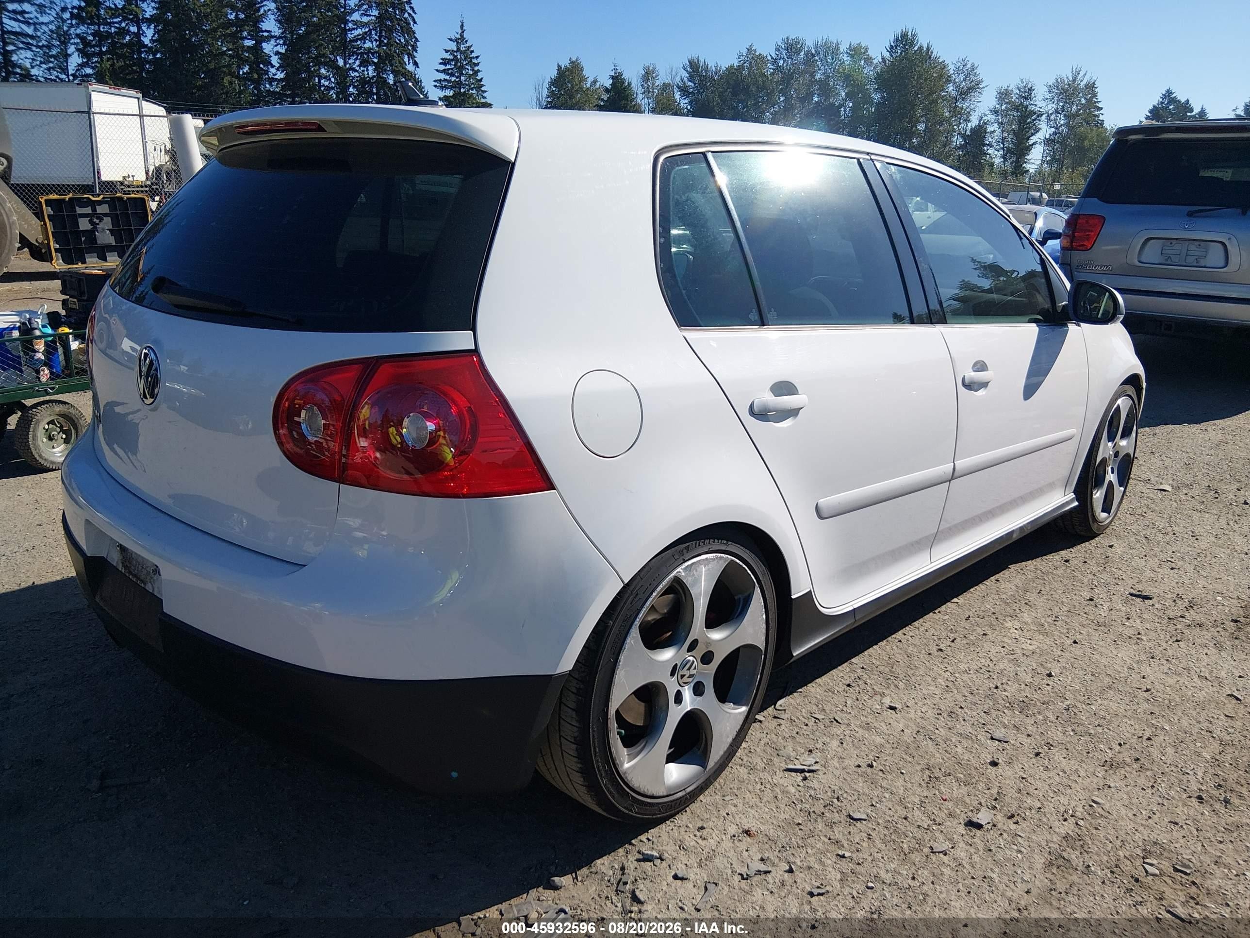 2009 Volkswagen Gti 4-door White vin: WVWHD71K39W148346