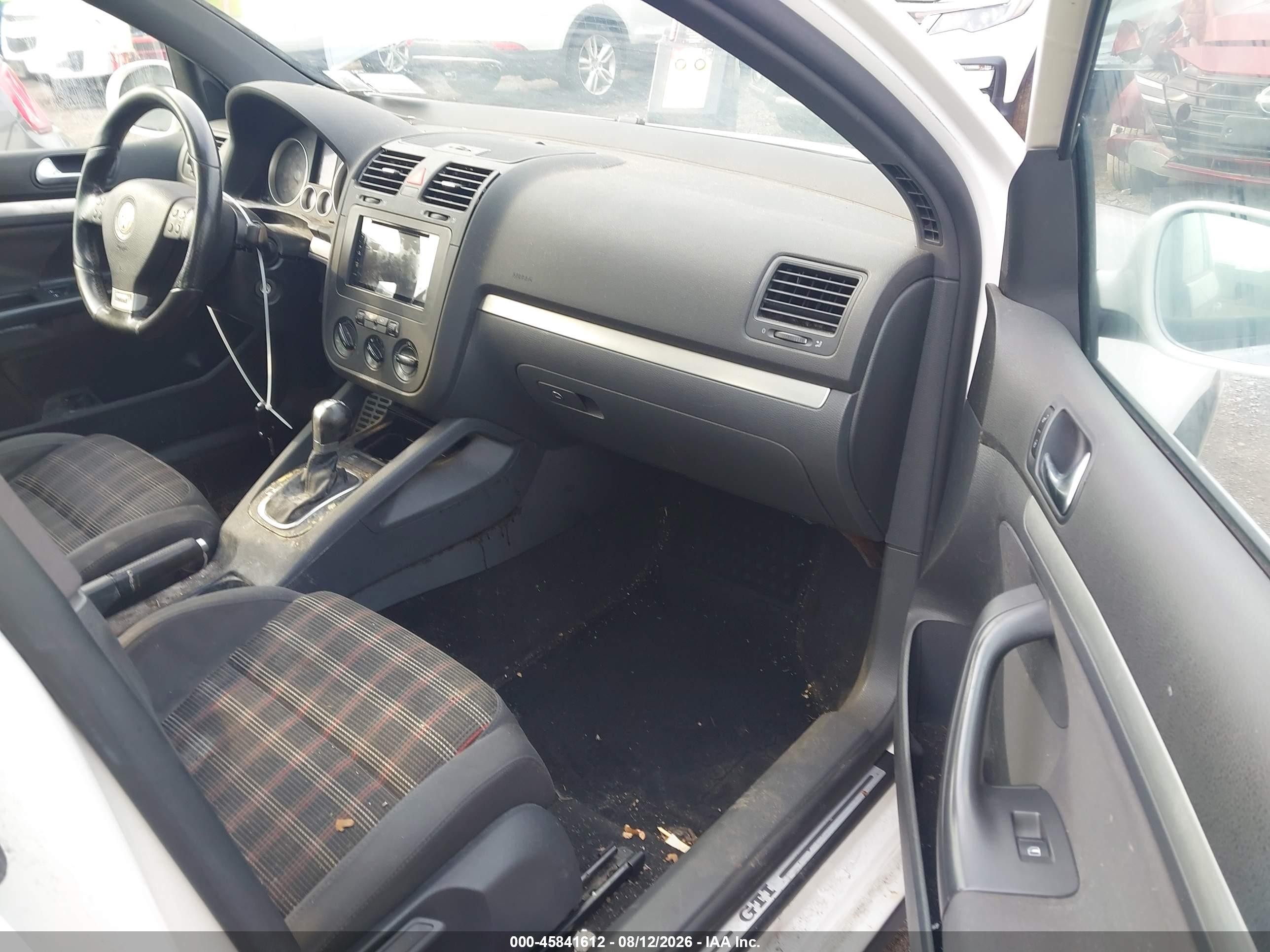 2008 Volkswagen Gti 4-door White vin: WVWHD71K88W328128
