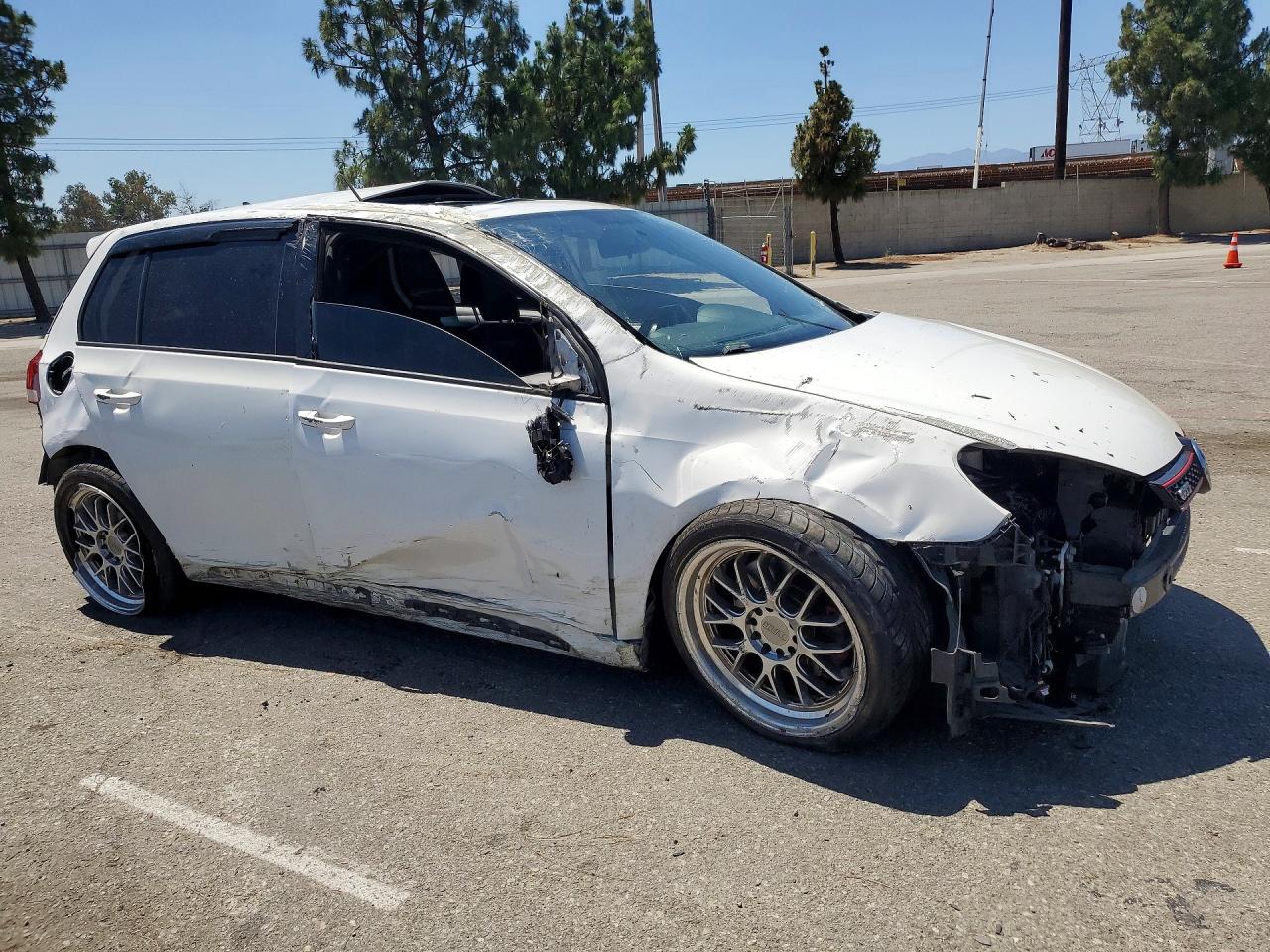 2012 Volkswagen Gti White vin: WVWHD7AJ1CW053587