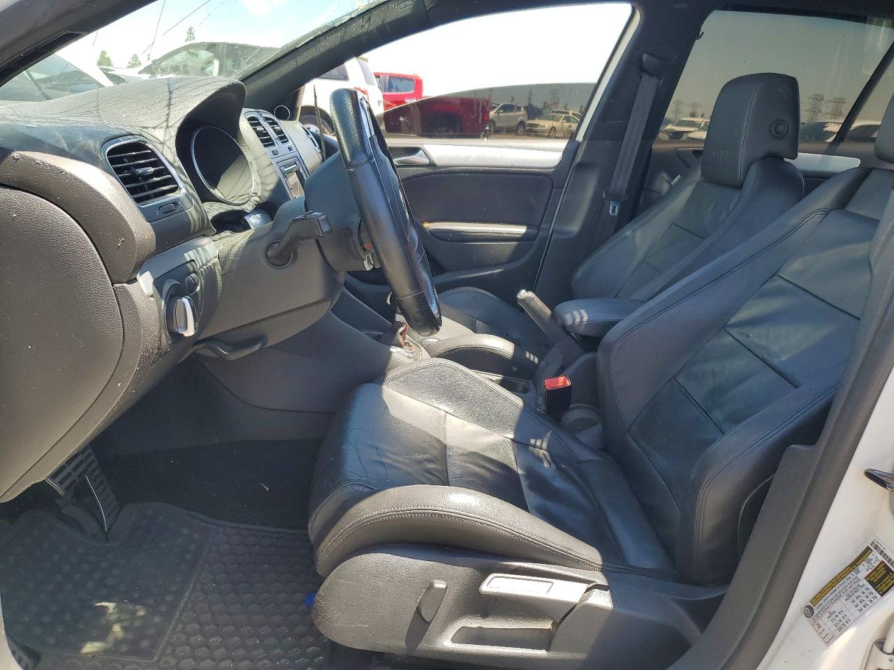 2012 Volkswagen Gti White vin: WVWHD7AJ1CW053587