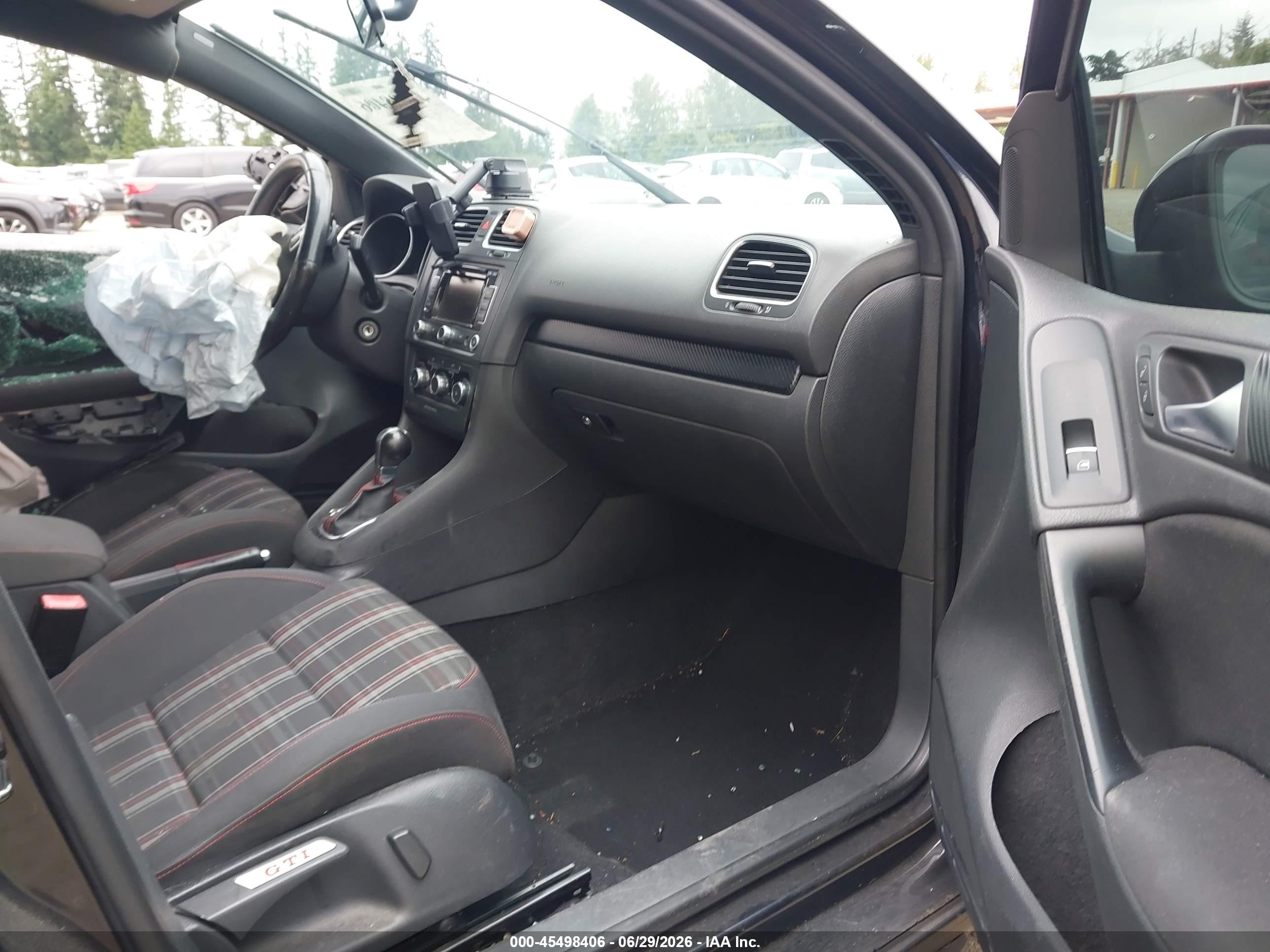 2011 Volkswagen Gti 4-door Black vin: WVWHD7AJ2BW105968
