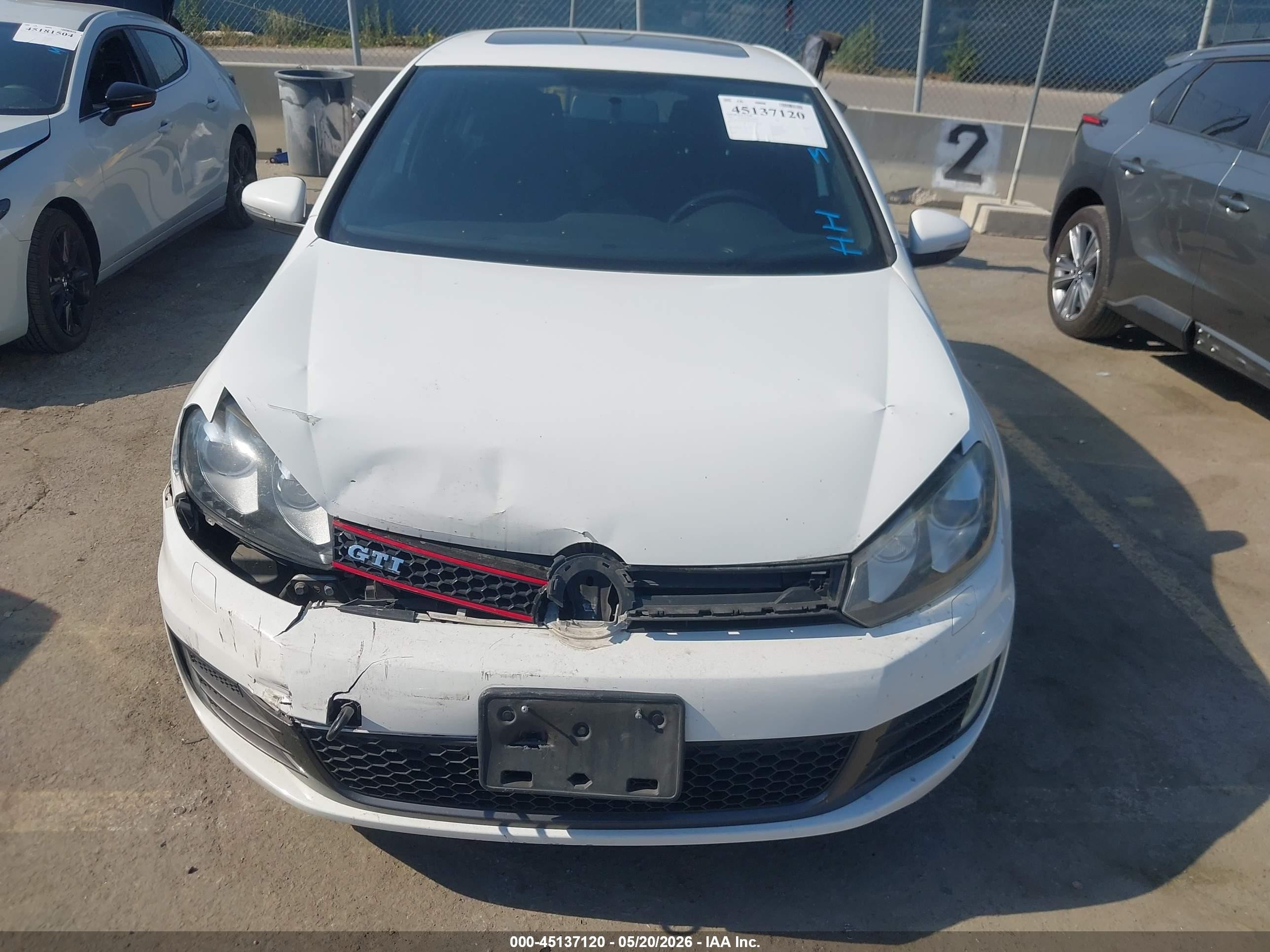 2012 Volkswagen Gti 4-door Белый vin: WVWHD7AJ2CW157876