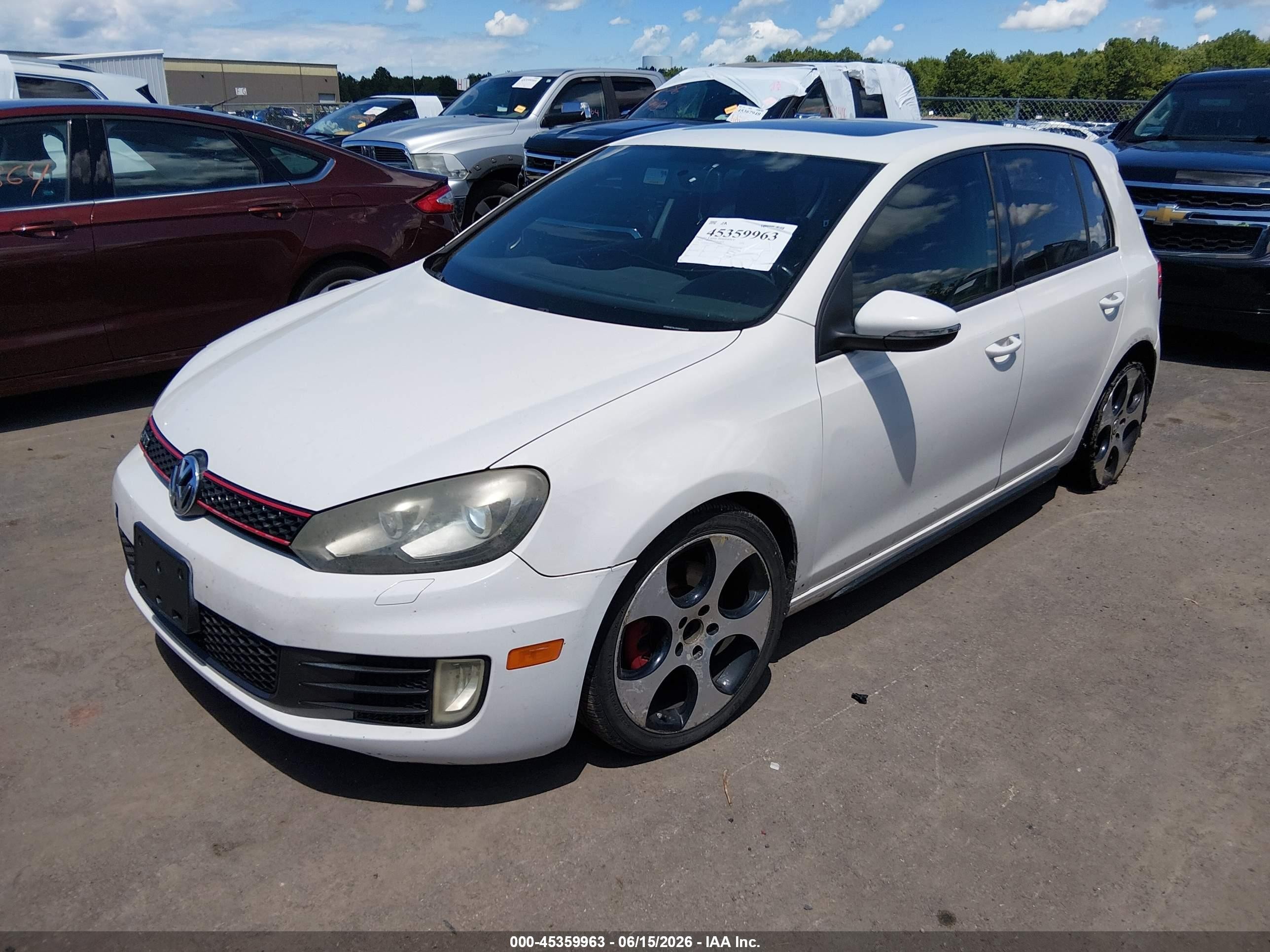 2010 Volkswagen Gti 4-door White vin: WVWHD7AJ3AW094459