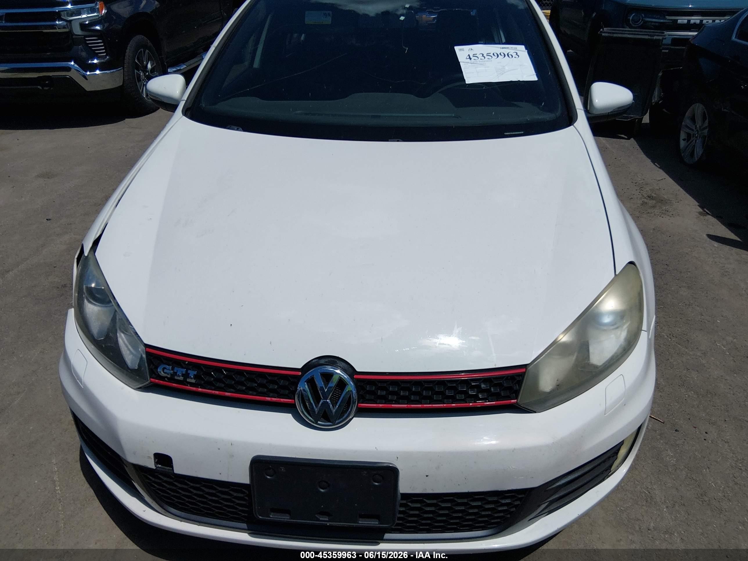 2010 Volkswagen Gti 4-door White vin: WVWHD7AJ3AW094459