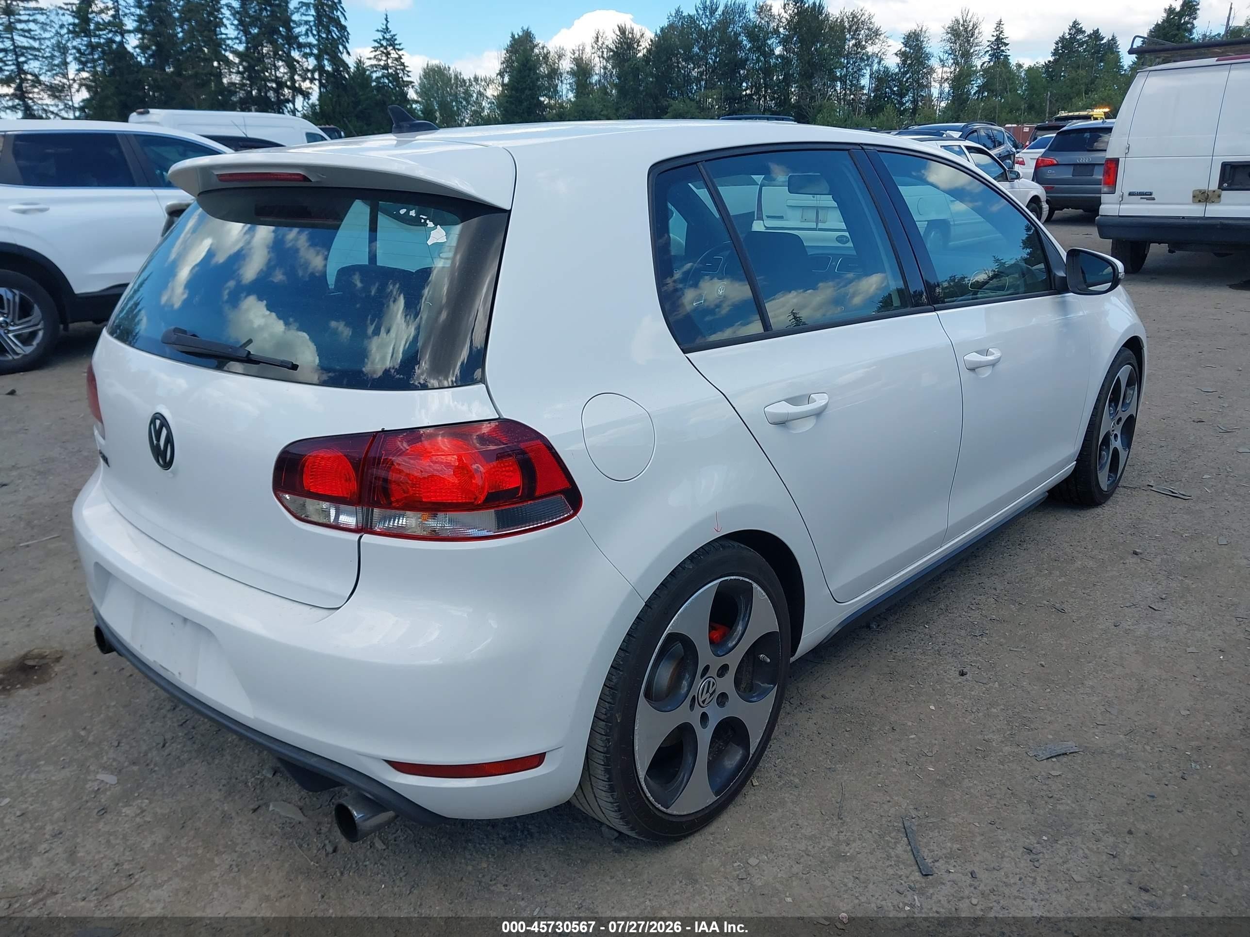 2010 Volkswagen Gti 4-door Белый vin: WVWHD7AJ3AW404917