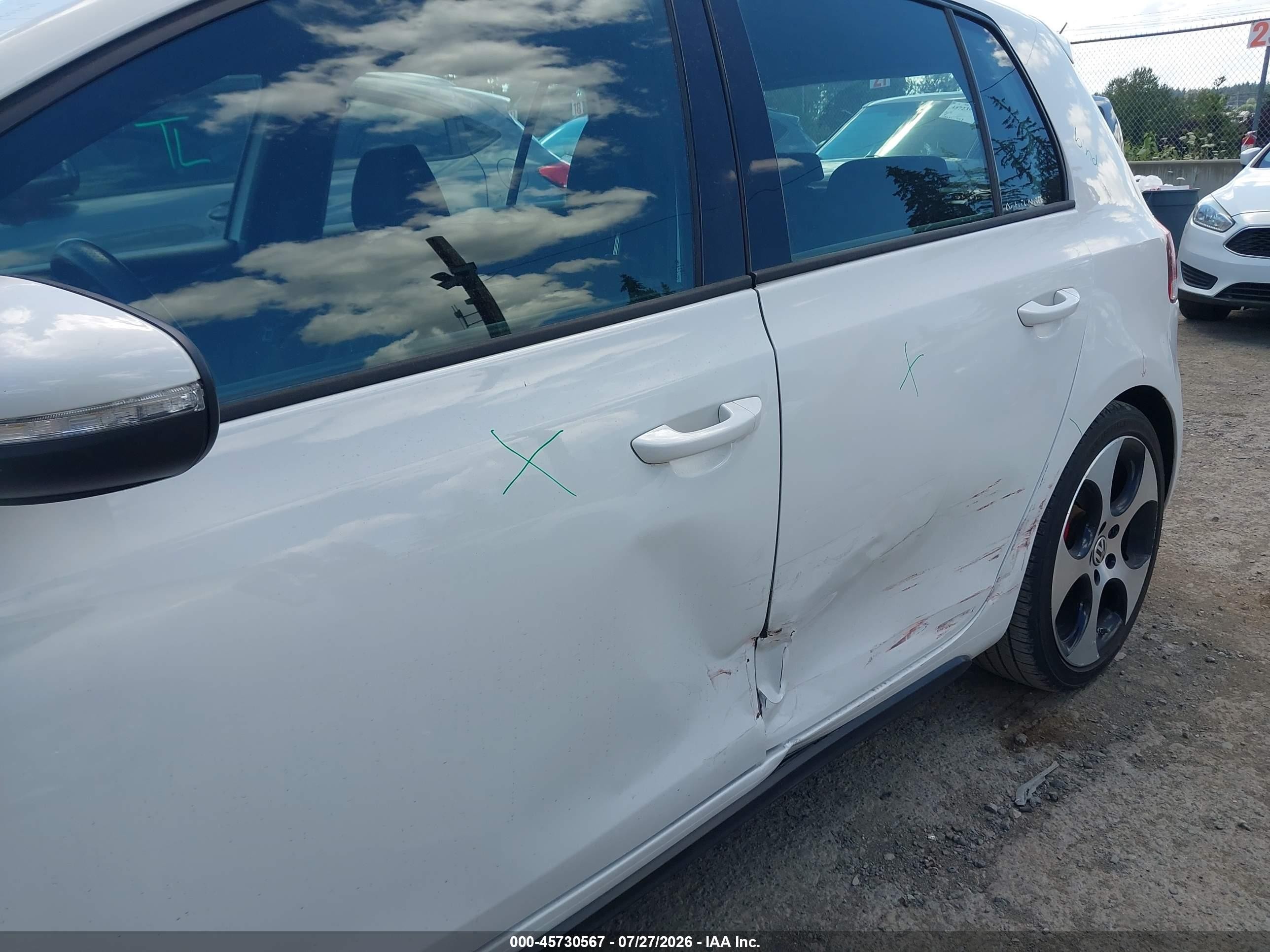 2010 Volkswagen Gti 4-door Белый vin: WVWHD7AJ3AW404917