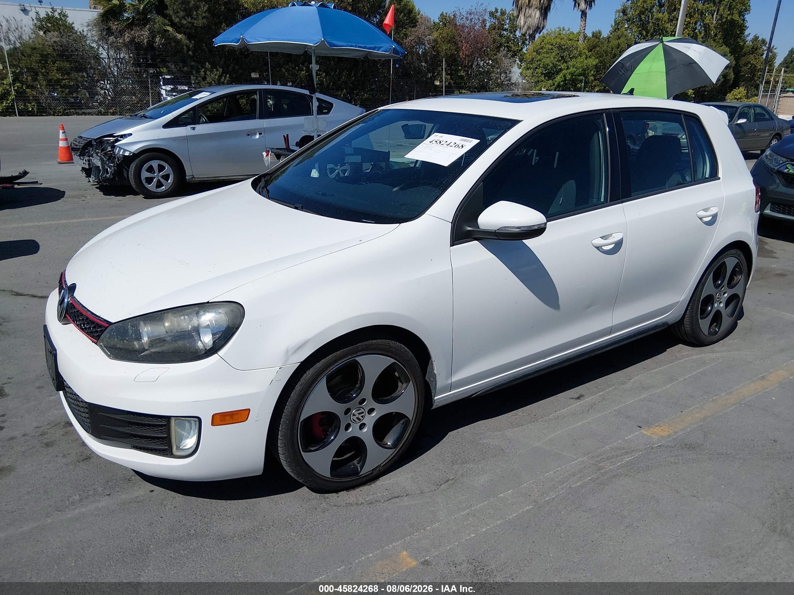 2011 Volkswagen Gti 4-door White vin: WVWHD7AJ3BW128305