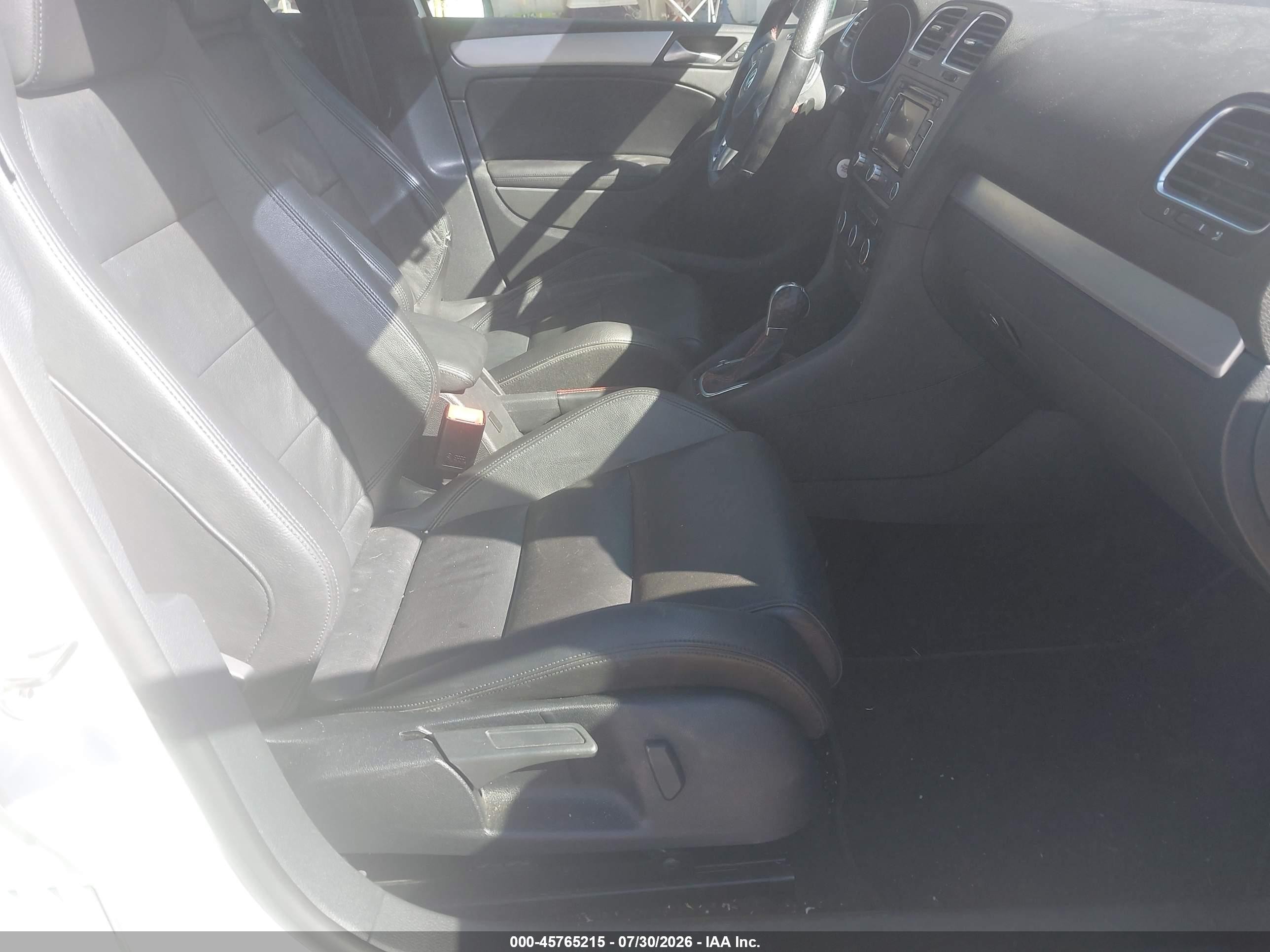 2012 Volkswagen Gti 4-door Autobahn White vin: WVWHD7AJ6CW053598
