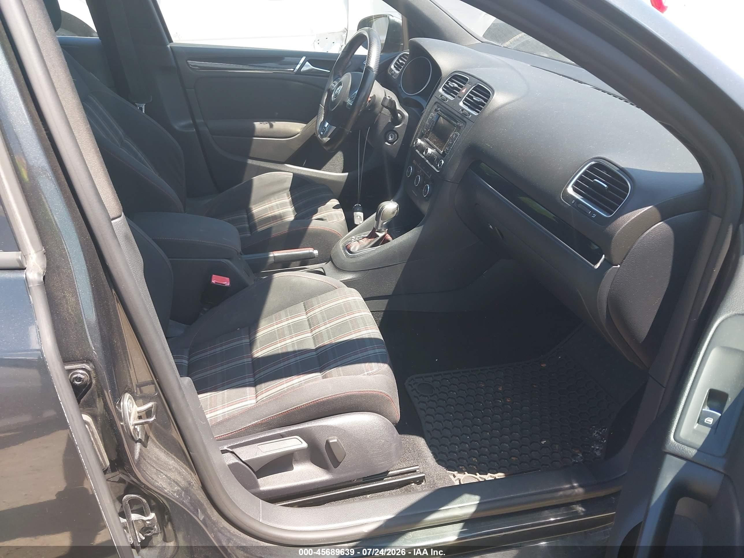 2012 Volkswagen Gti 4-door Черный vin: WVWHD7AJ6CW213110