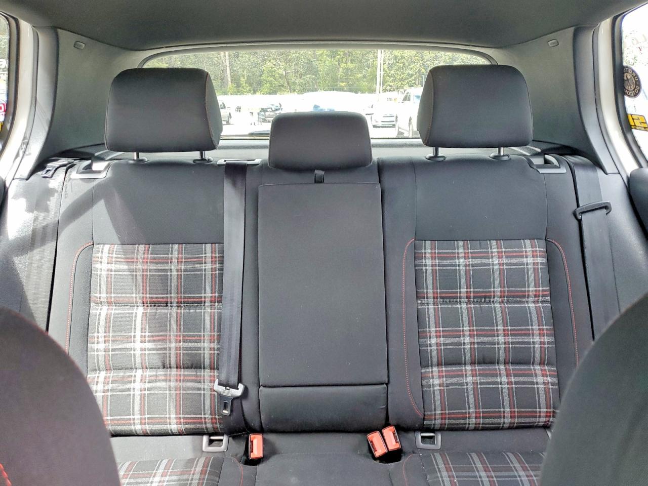 2013 Volkswagen Gti Белый vin: WVWHD7AJ7DW115446