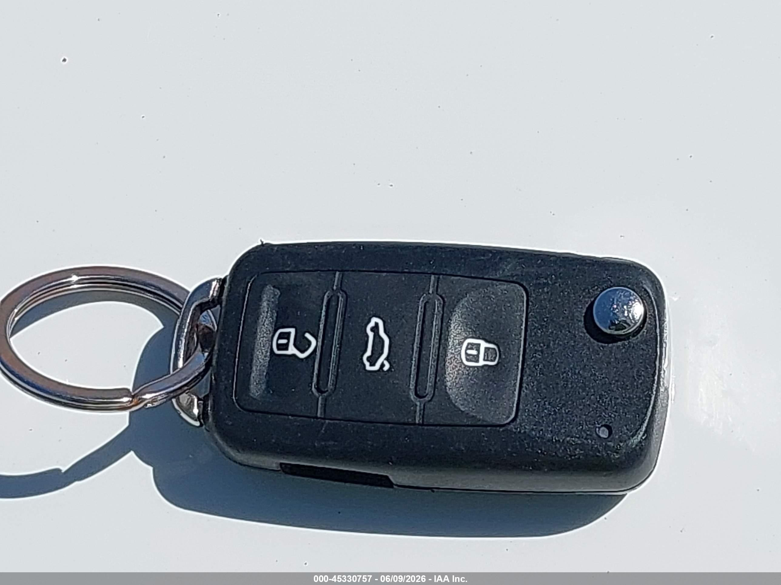 2012 Volkswagen Gti 4-door White vin: WVWHD7AJ8CW204702