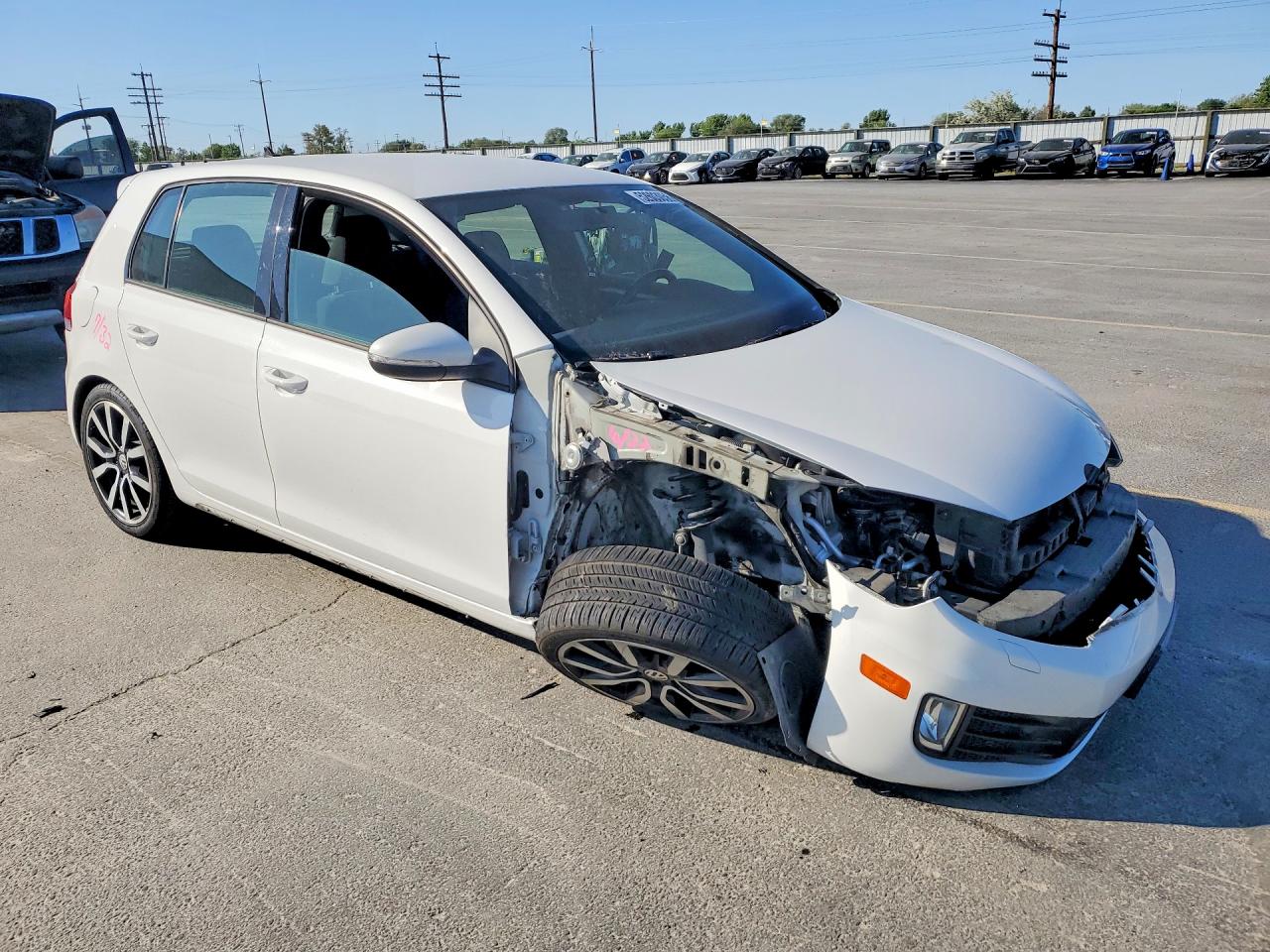 2014 Volkswagen Gti White vin: WVWHD7AJ8EW004230