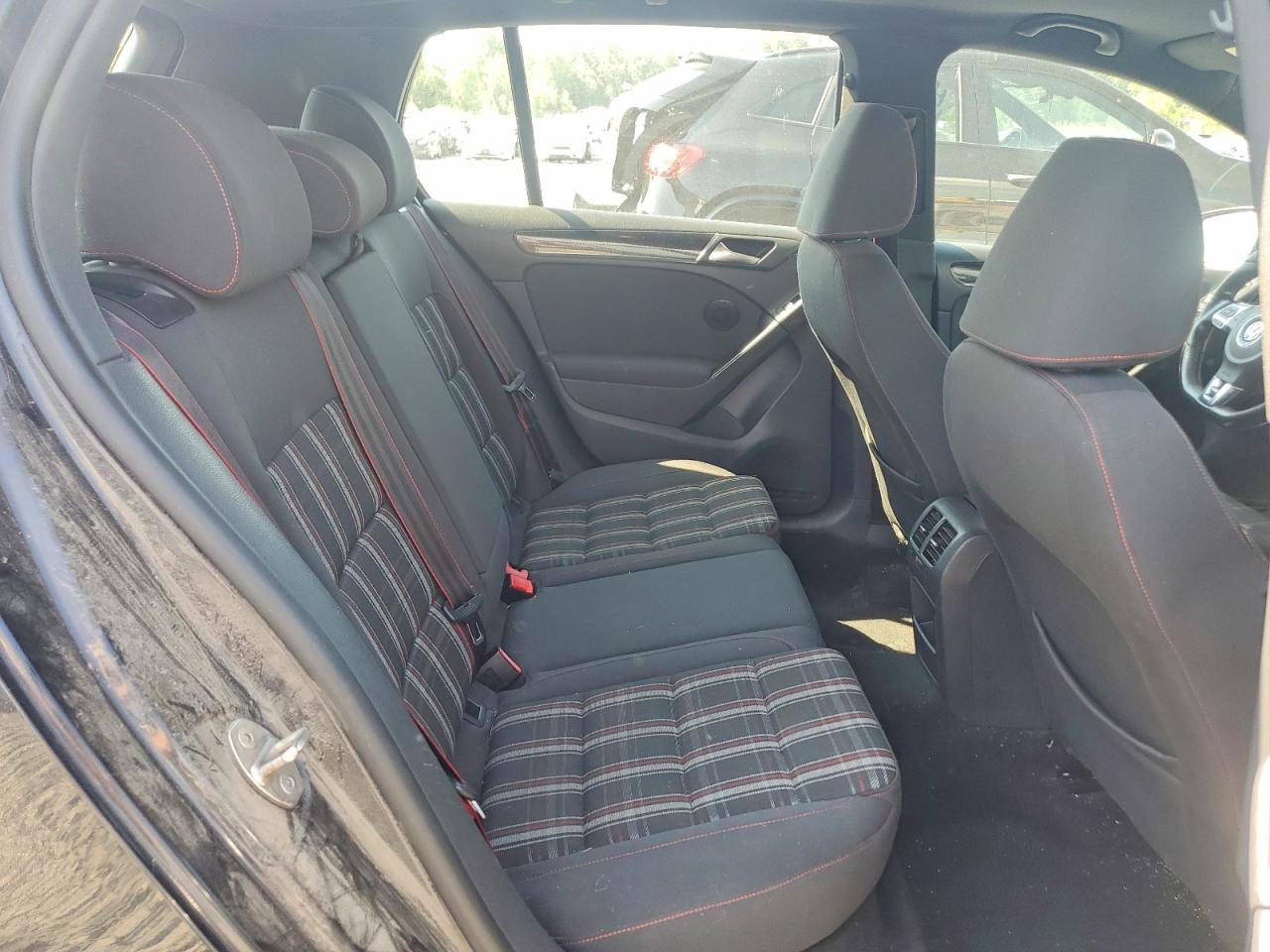 2014 Volkswagen Gti Black vin: WVWHD7AJ8EW010710