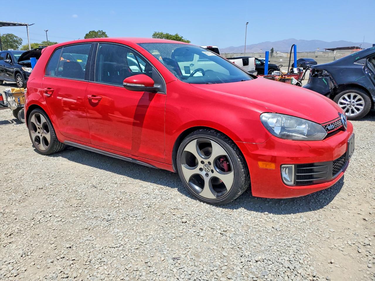 2012 Volkswagen Gti 4d 2.0t Ab Red vin: WVWHD7AJ9CW349568