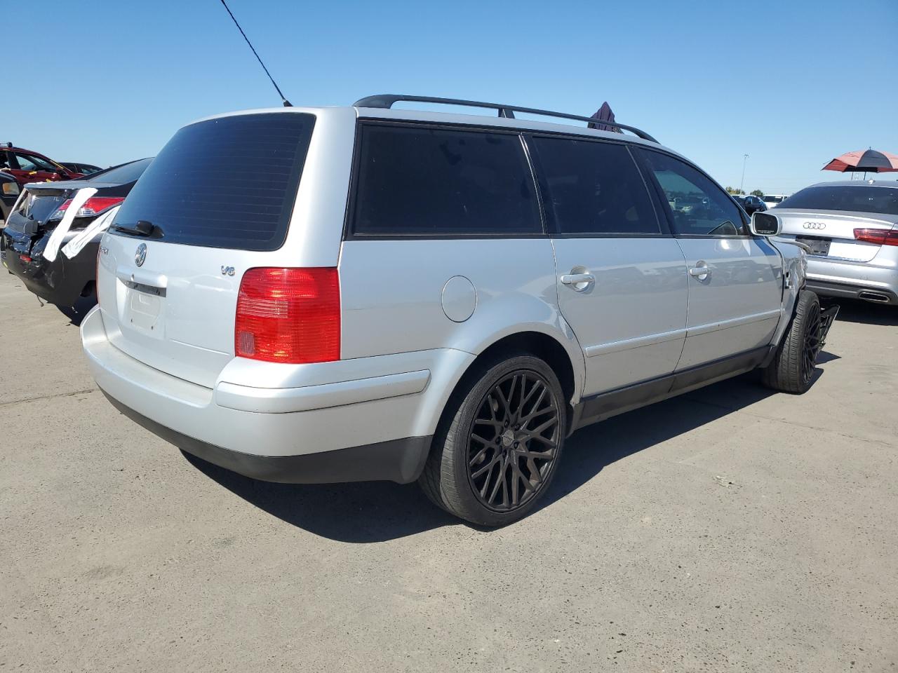 2001 Volkswagen Passat Gls Silver vin: WVWHH63B71E003865