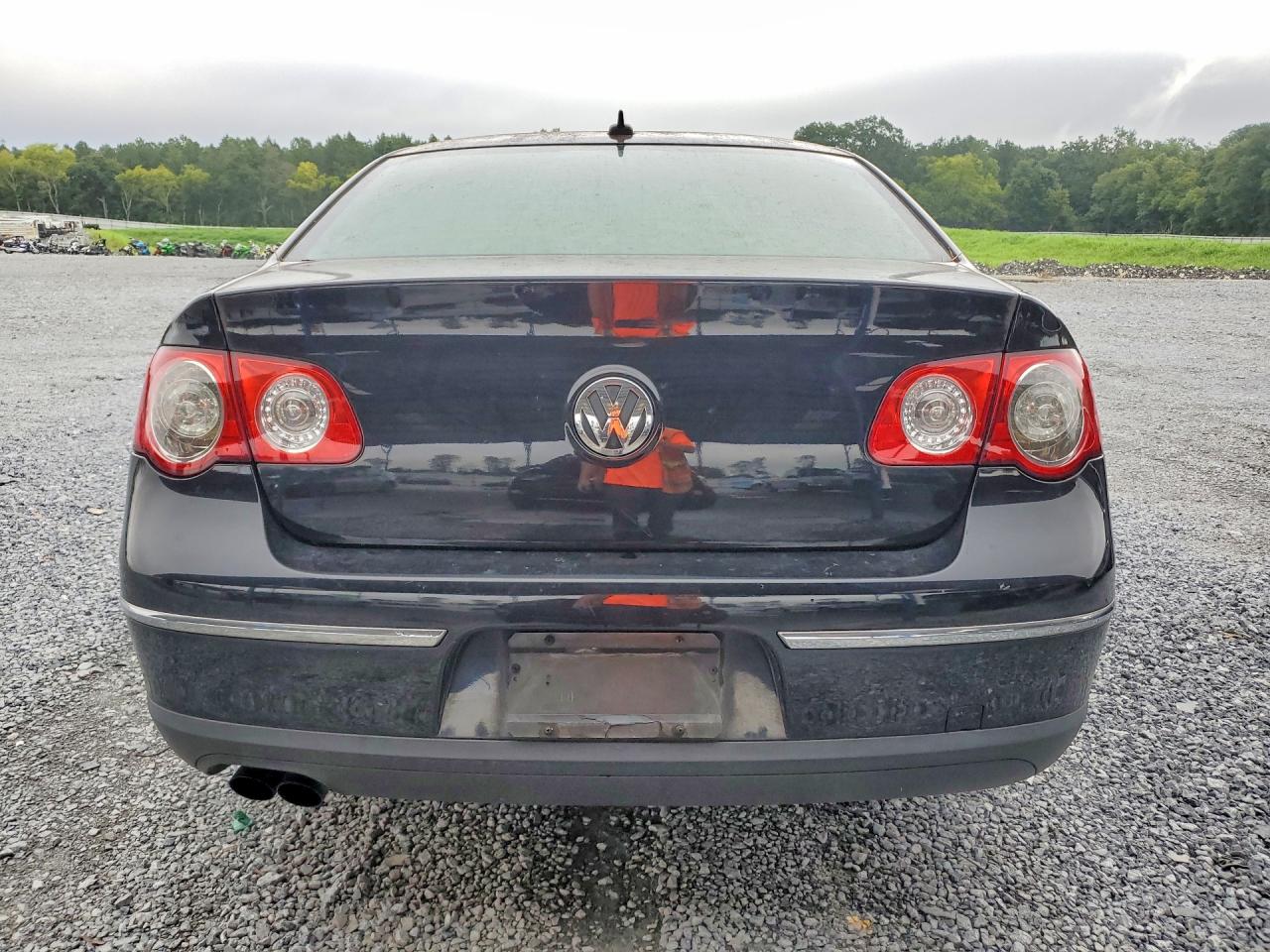2007 Volkswagen Passat 2.0t Sport Black vin: WVWHK73C57E170458