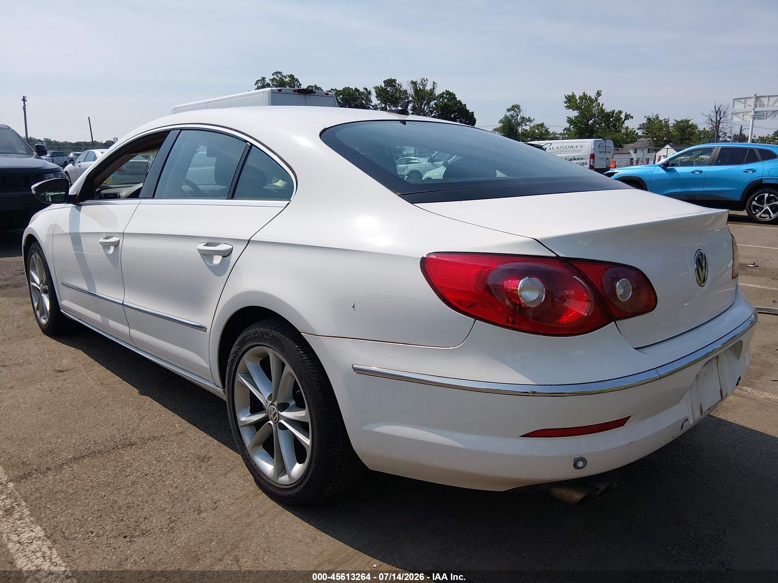 2009 Volkswagen Cc Luxury White vin: WVWHL73C09E535435