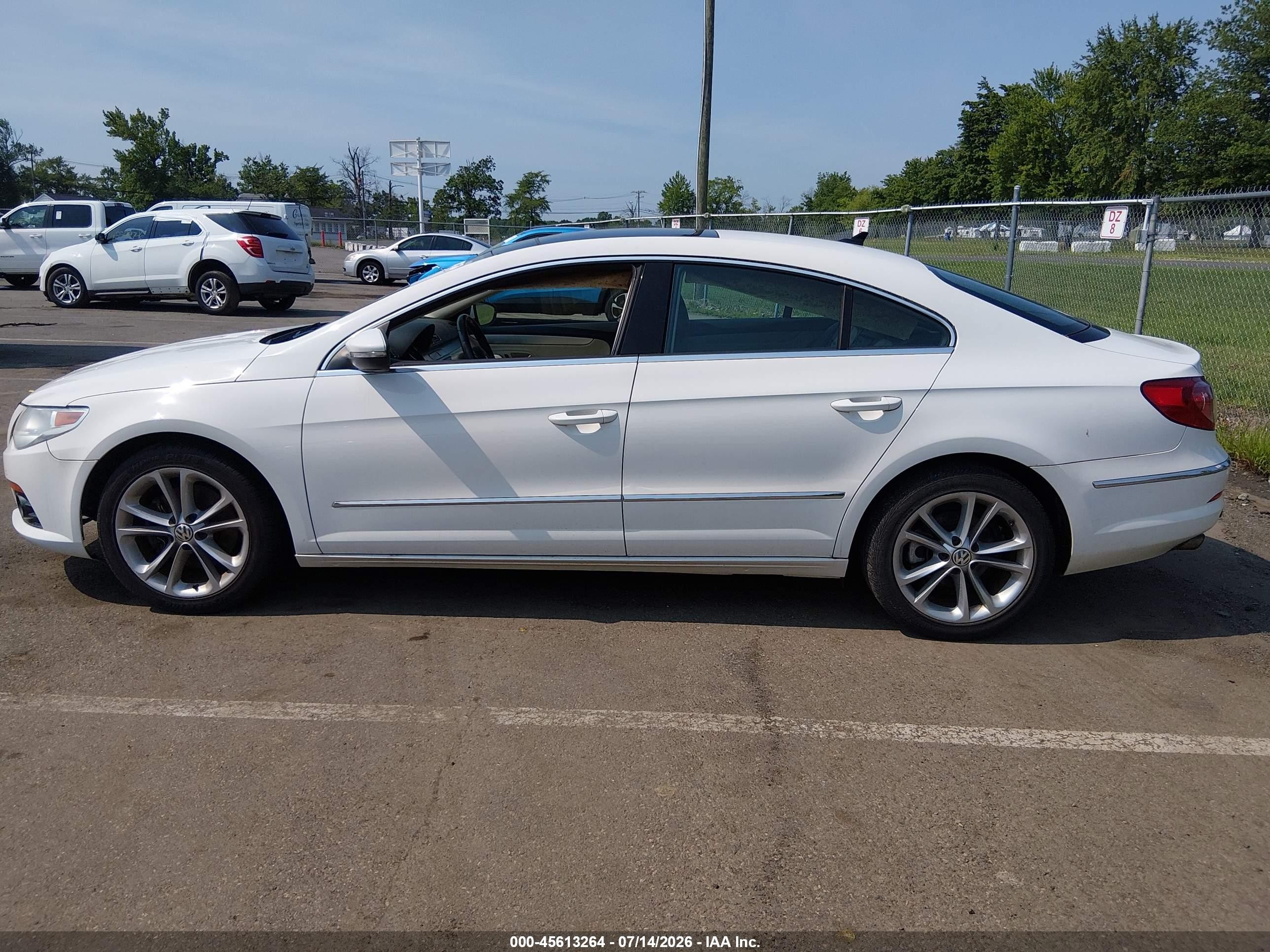 2009 Volkswagen Cc Luxury White vin: WVWHL73C09E535435