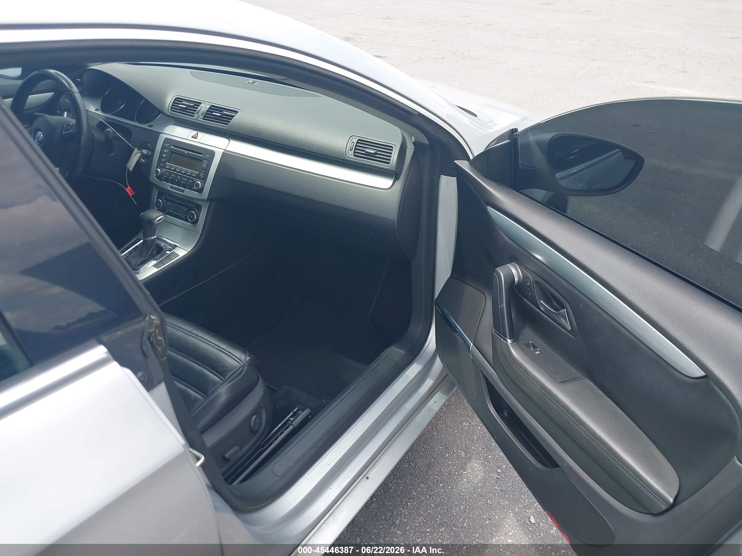 2009 Volkswagen Cc Luxury Серебряный vin: WVWHL73C19E547786