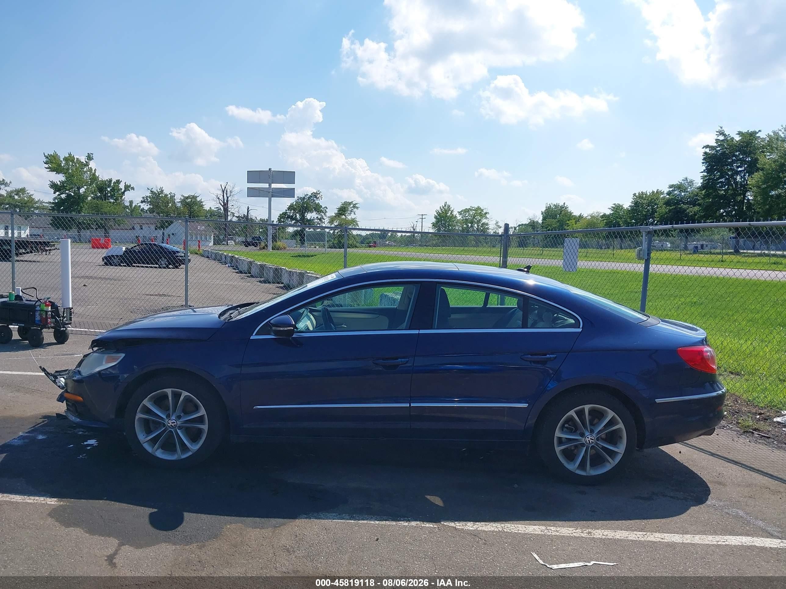 2009 Volkswagen Cc Luxury Blue vin: WVWHL73C89E523663