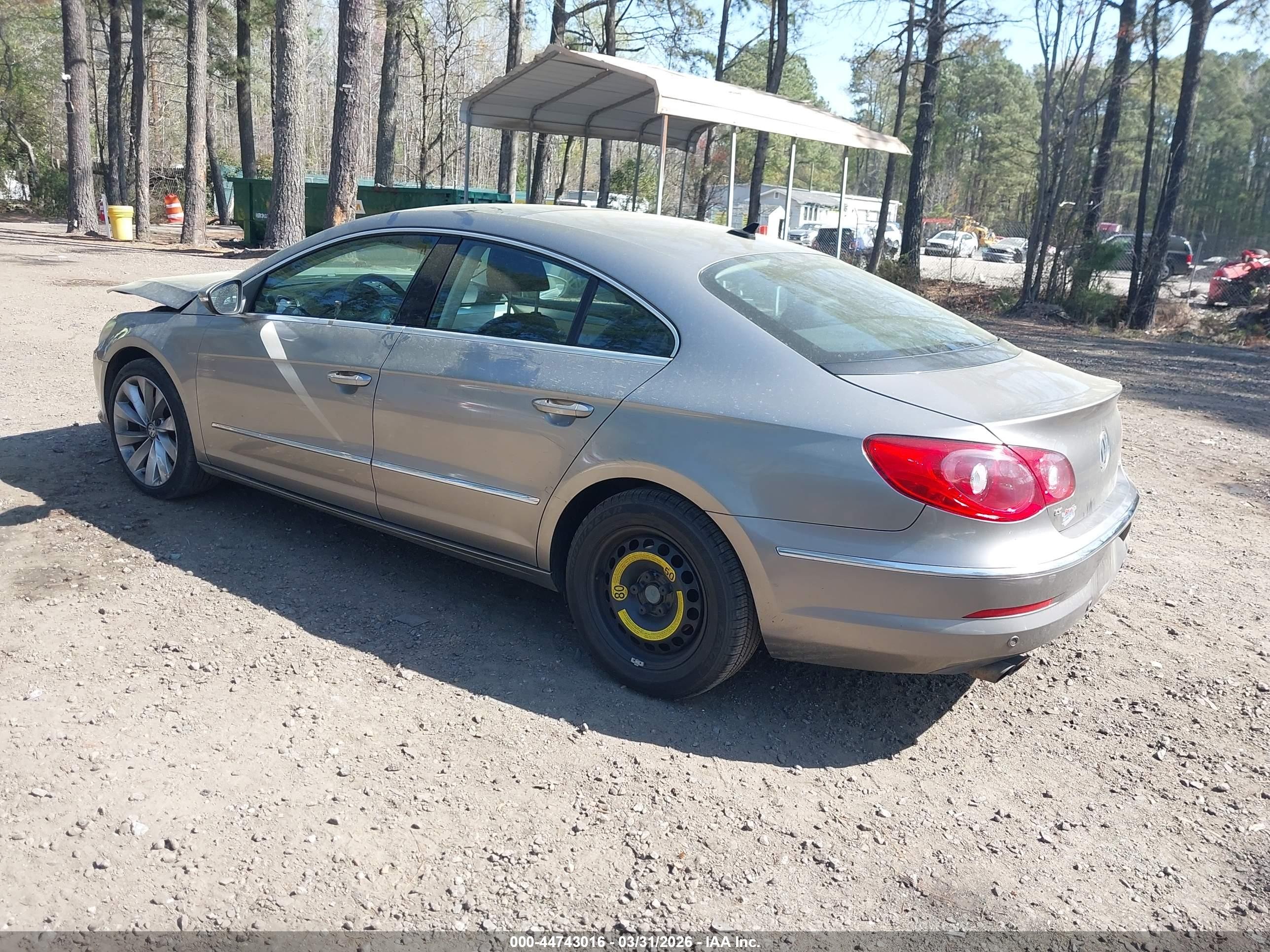 2010 Volkswagen Cc Luxury Серебряный vin: WVWHN7AN0AE535793