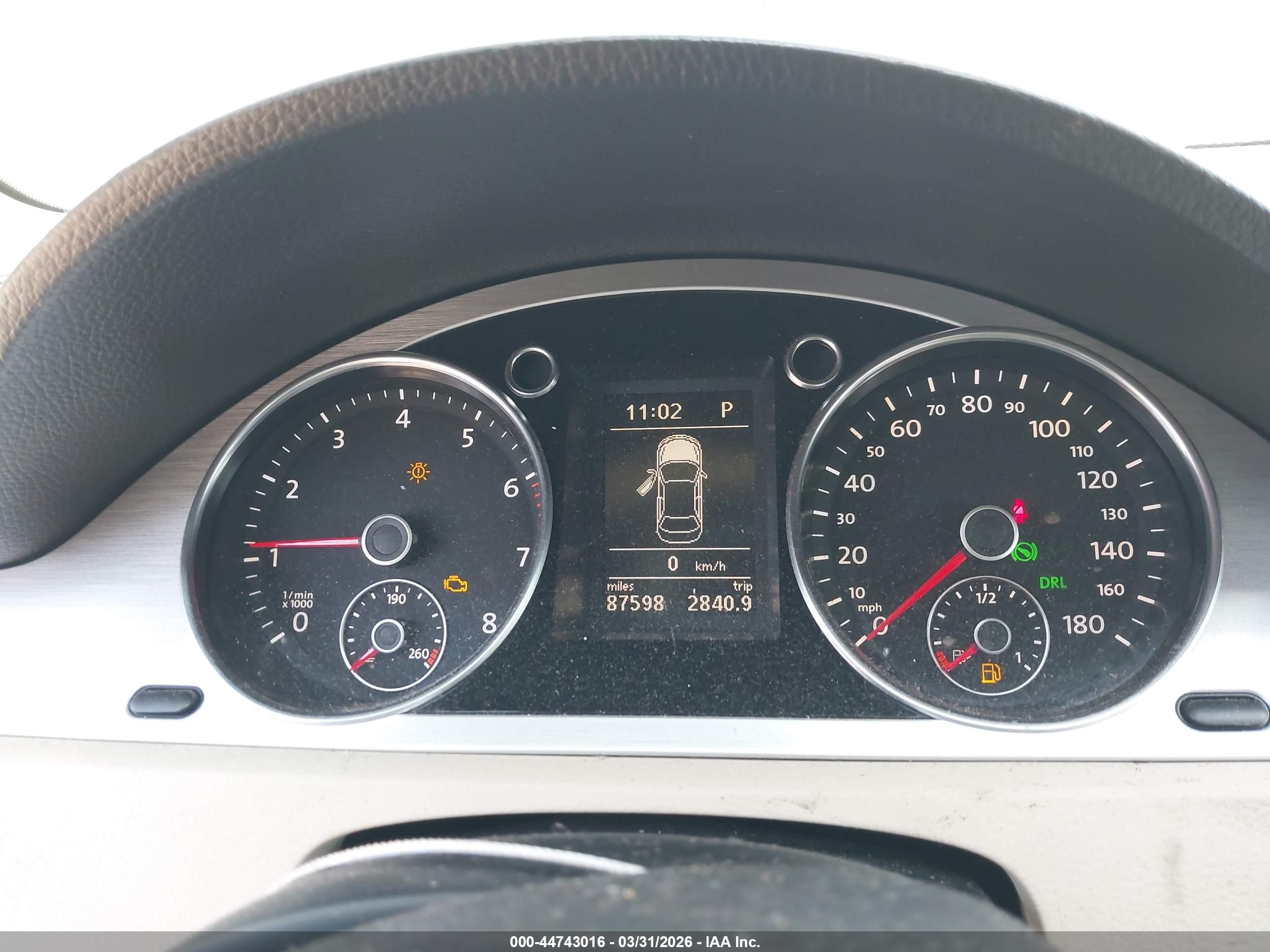 2010 Volkswagen Cc Luxury Серебряный vin: WVWHN7AN0AE535793