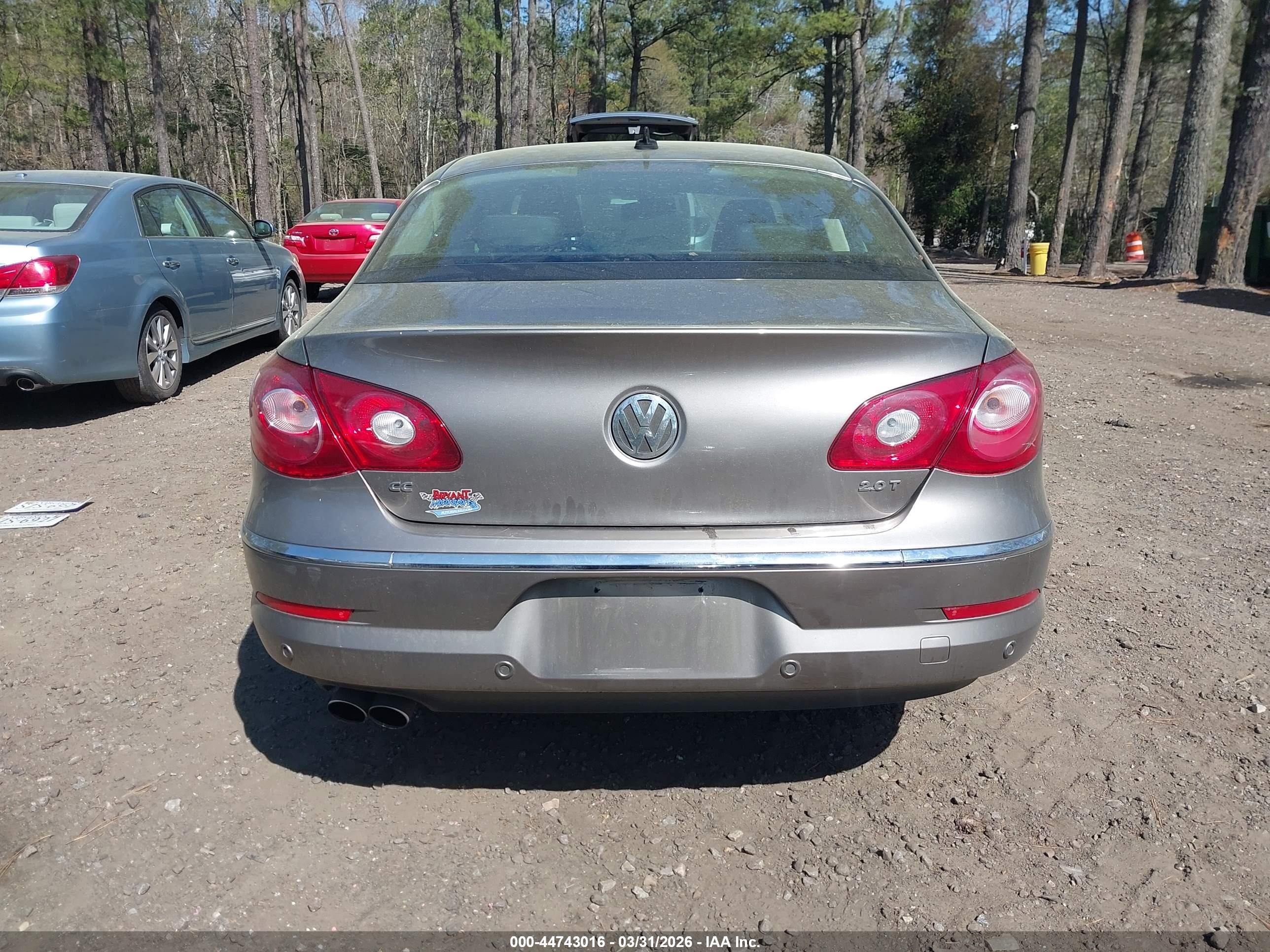 2010 Volkswagen Cc Luxury Серебряный vin: WVWHN7AN0AE535793
