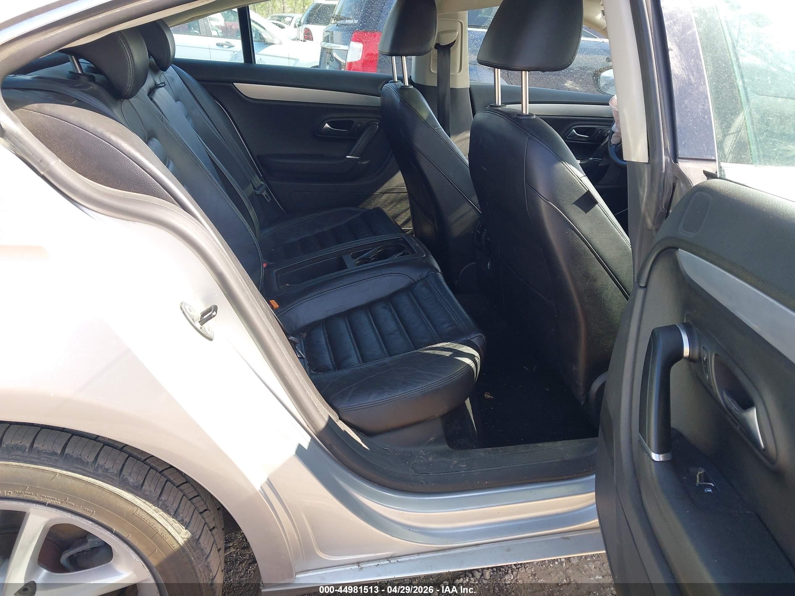 2010 Volkswagen Cc Luxury Blue vin: WVWHN7AN9AE536666