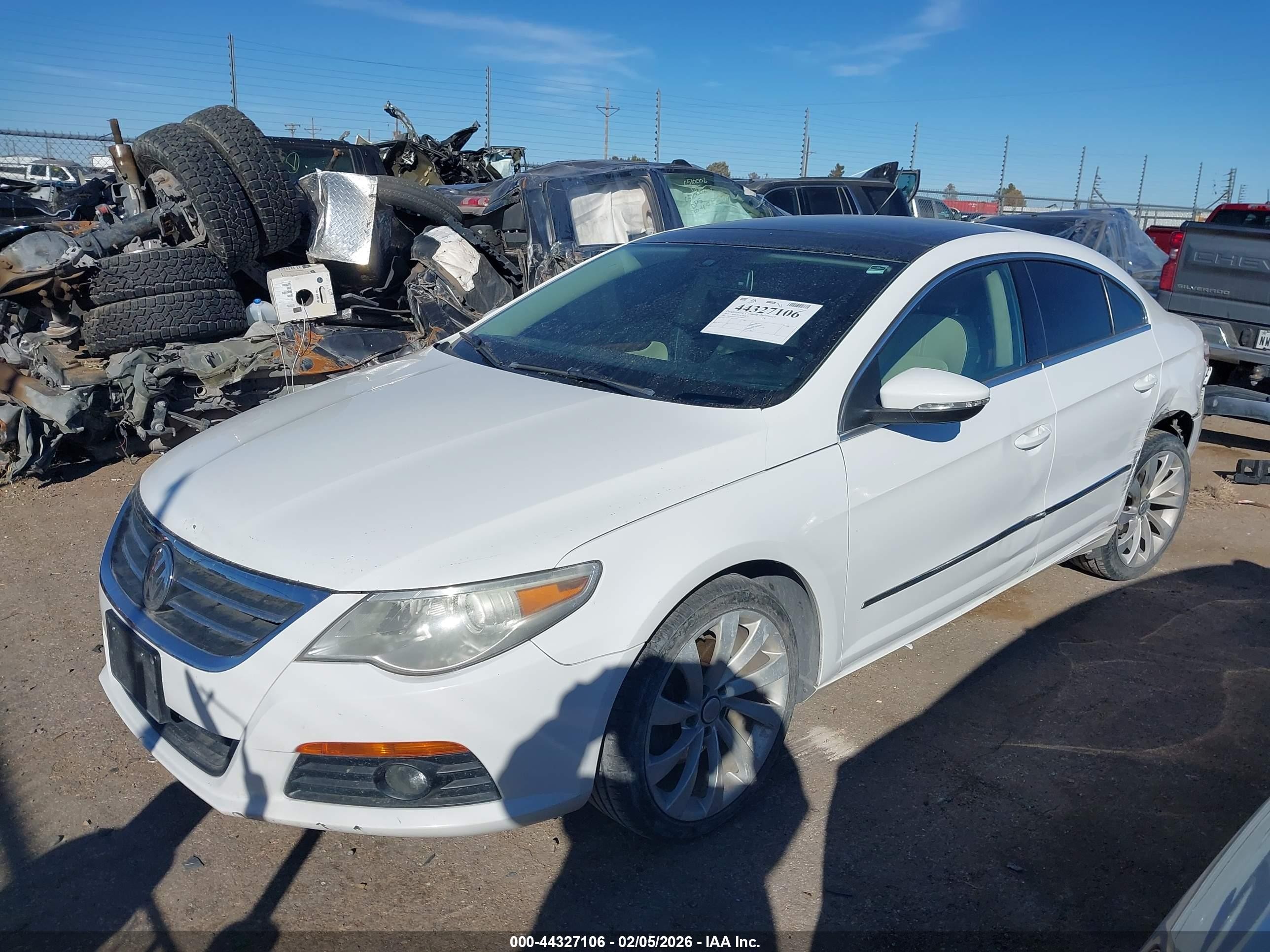 2011 Volkswagen Cc Lux Limited White vin: WVWHP7AN5BE730347