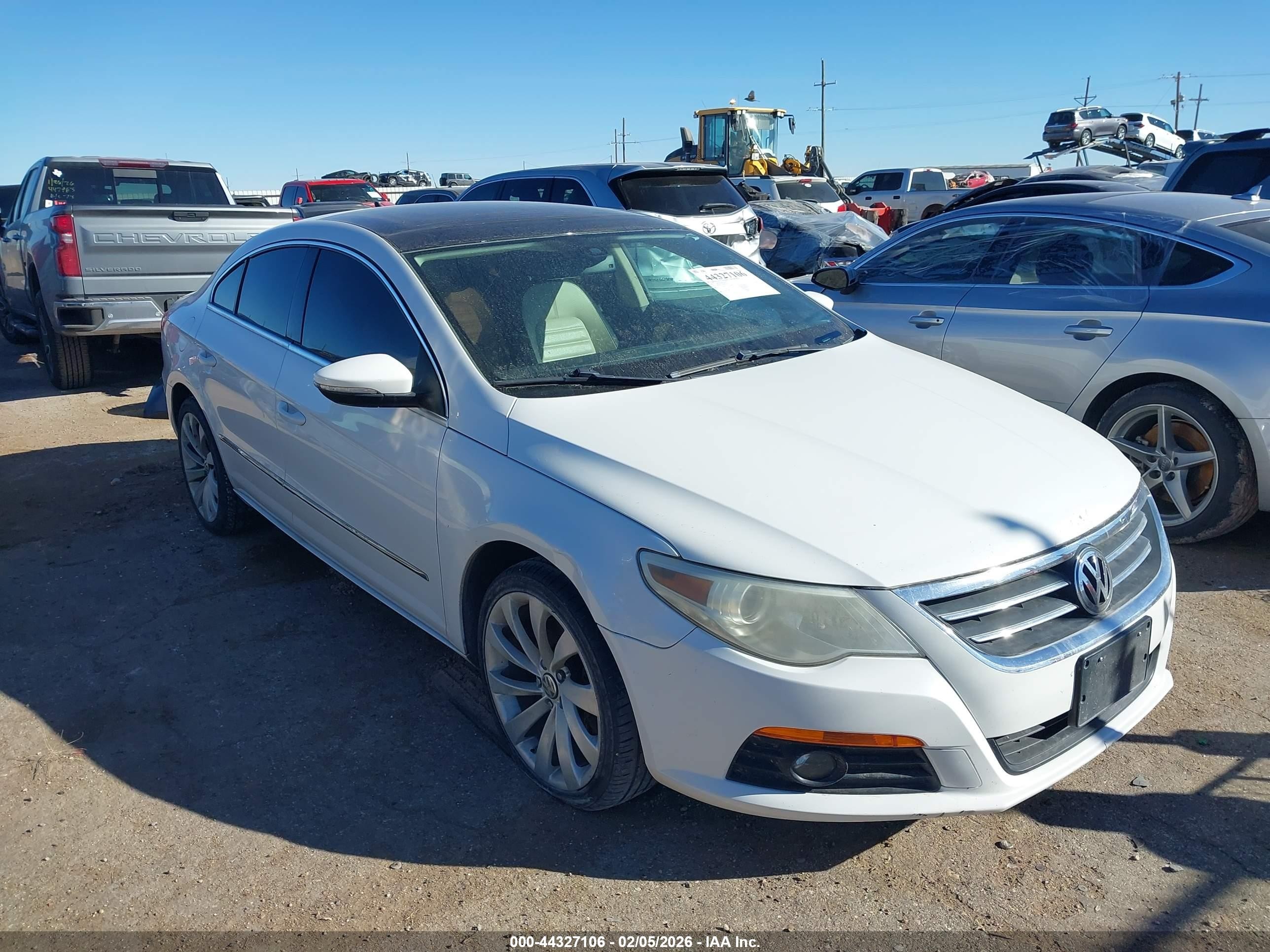 2011 Volkswagen Cc Lux Limited White vin: WVWHP7AN5BE730347