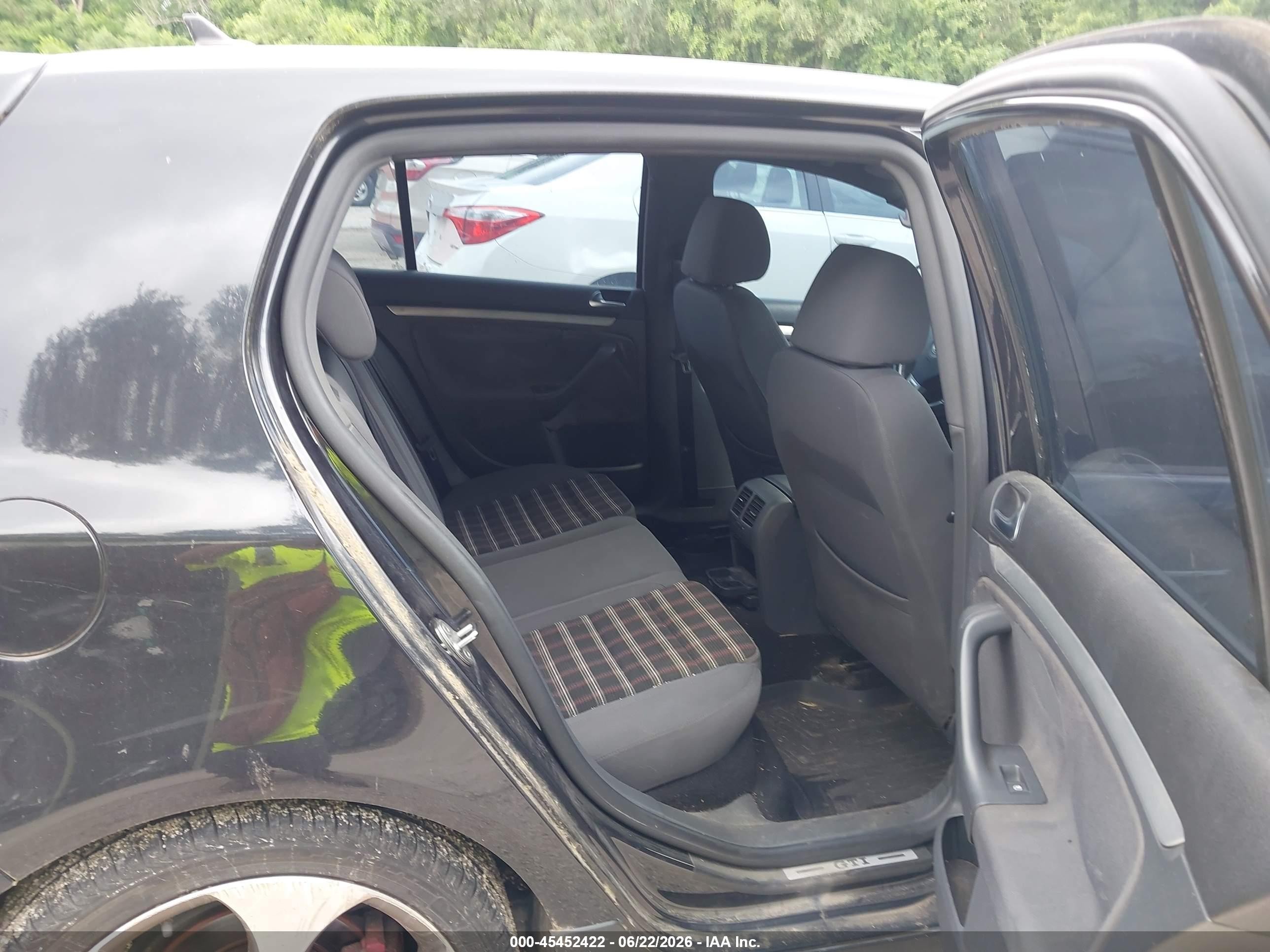 2008 Volkswagen Gti 4-door Black vin: WVWHV71K68W269075